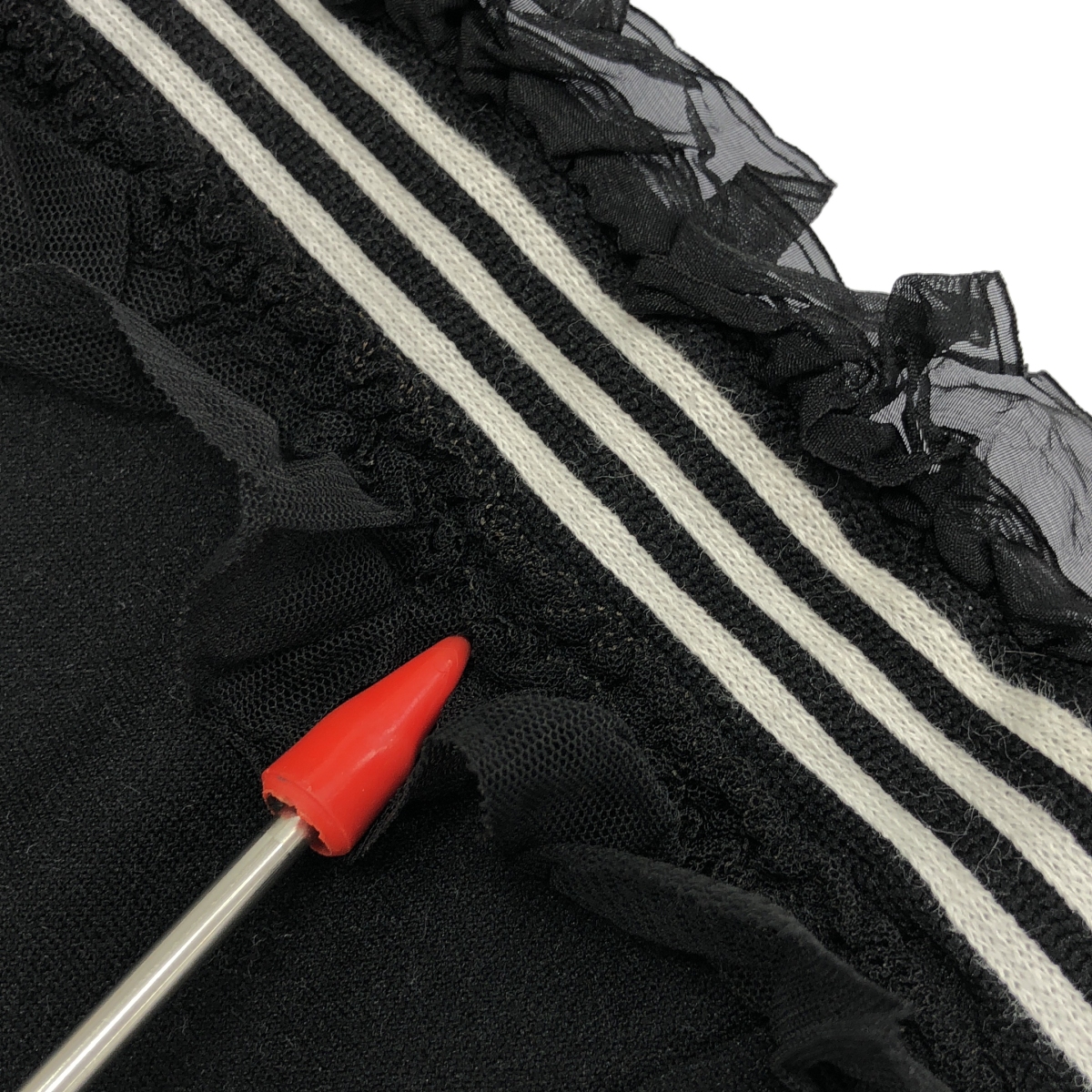 COMME des GARCONS / コムデギャルソン ポリエステル 製品染め レースフリル装飾 サイドラインスリーブ カットソー