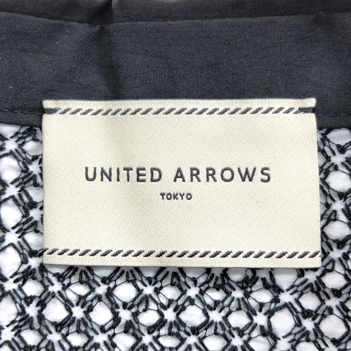 UNITED ARROWS / ユナイテッドアローズ エンブロイダリー コンビ ショートスリーブ ブラウス