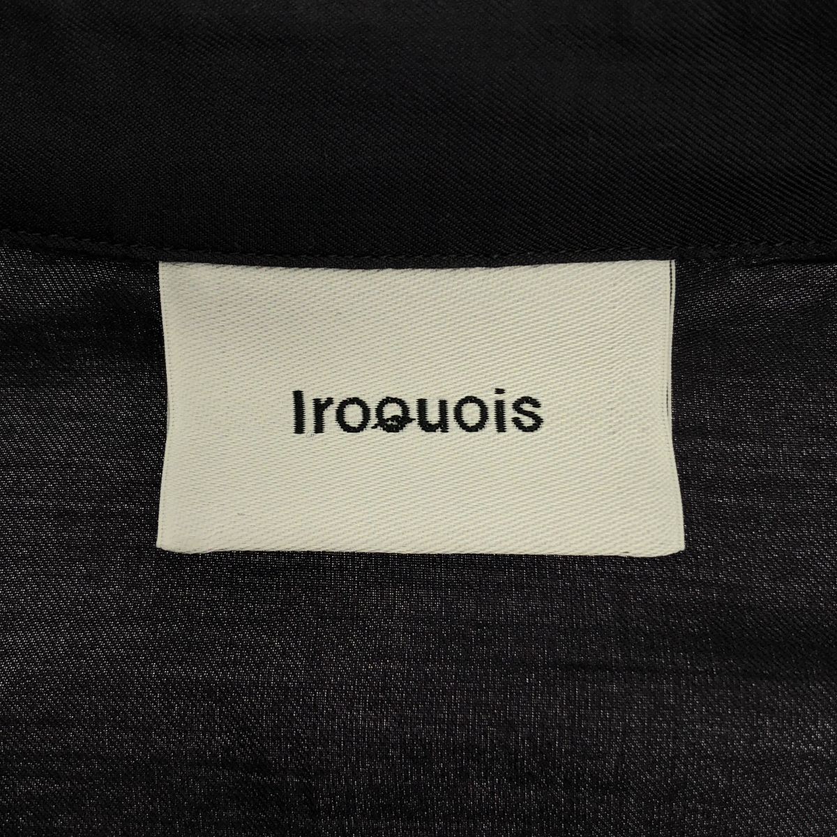 Iroquois / イロコイ コットン レーヨン ロゴボタン レギュラーカラー シャツ