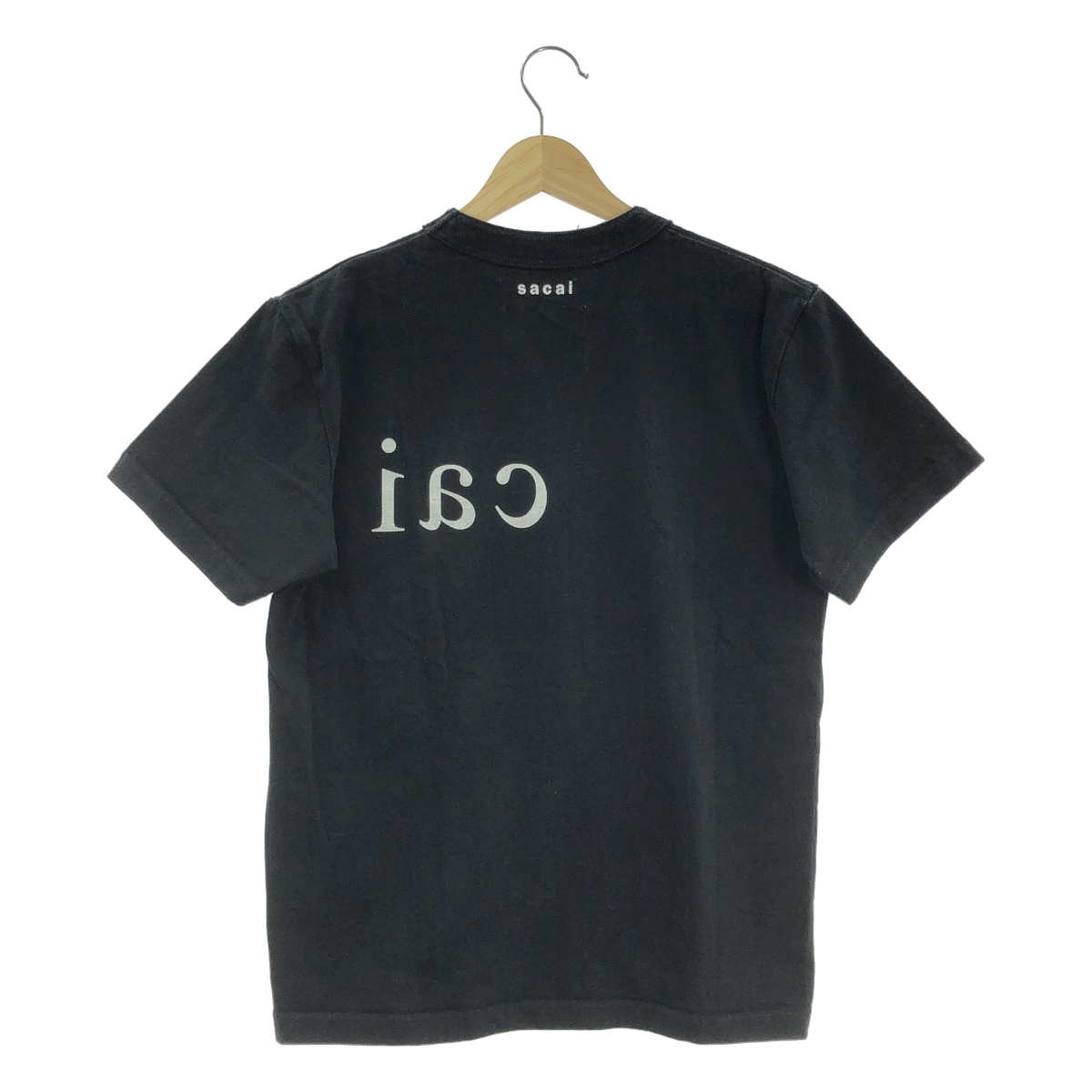 sacai / サカイ 両面プリント ロゴ Tシャツ カットソー
