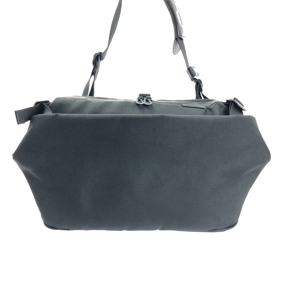 cote&ciel / コートエシエル ナイロン メッセンジャーバッグ