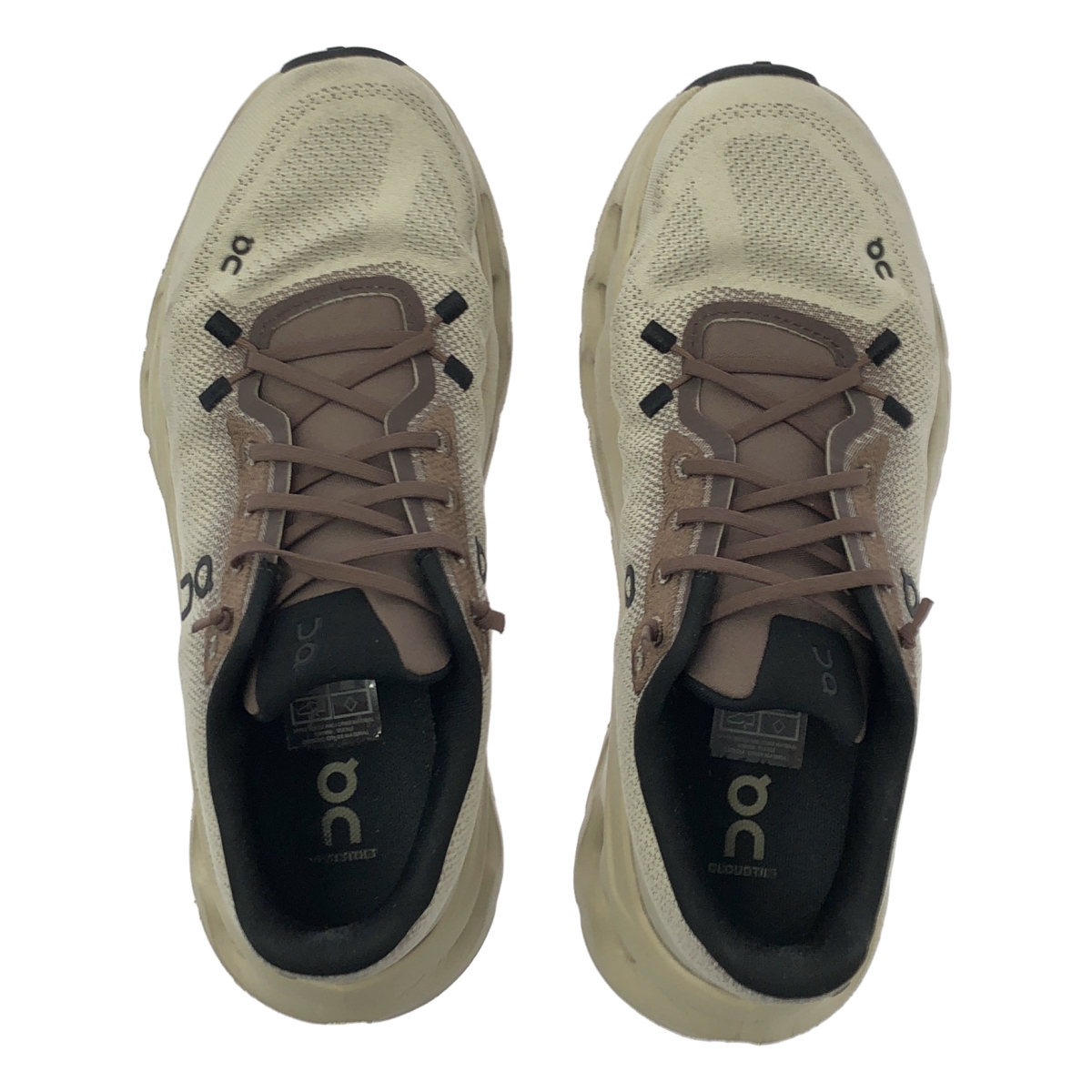 On / オン Cloudtilt スニーカー