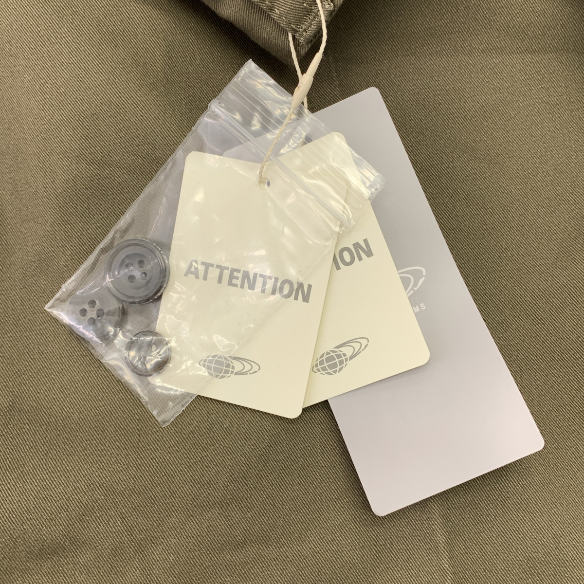 BEAMS PLUS / ビームスプラス 2 Pleats Tapered Twill / タック テーパードパンツ