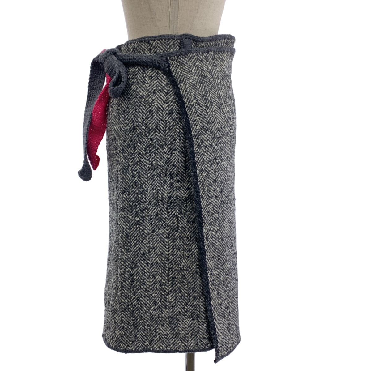 DANIELA GREGIS / ダニエラグレジス ウール ヘリンボーン ツイード 巻き ラップ スカート