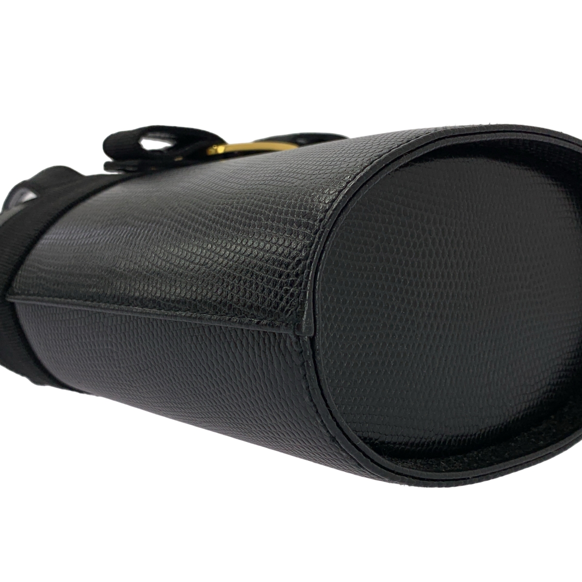 Salvatore Ferragamo / サルヴァトーレフェラガモ レザー ヴァラリボン バケツ ハンド バッグ / ロゴ総裏地