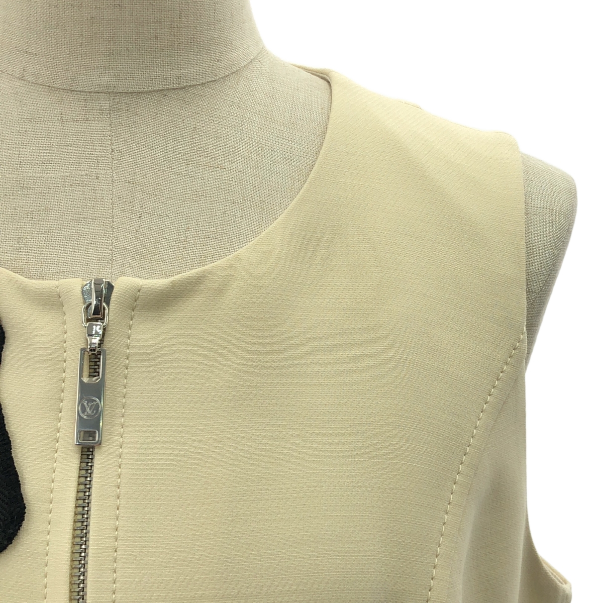 Louis Vuitton / ルイヴィトン フロントジップ パッチ ワンピース