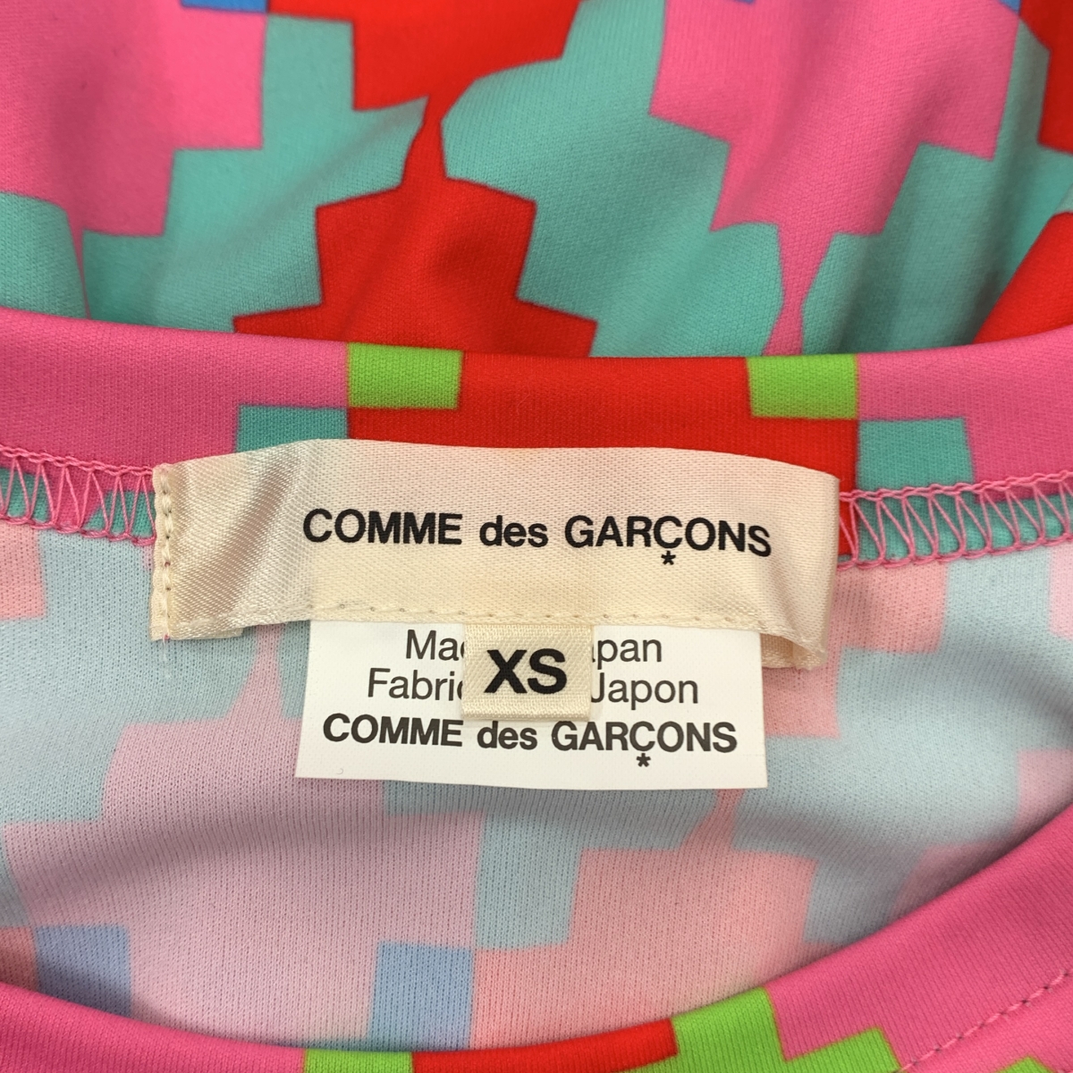 COMME des GARCONS / コムデギャルソン ポリエステル 総柄 幾何学模様 変形 立体スリーブ プルオーバー カットソー