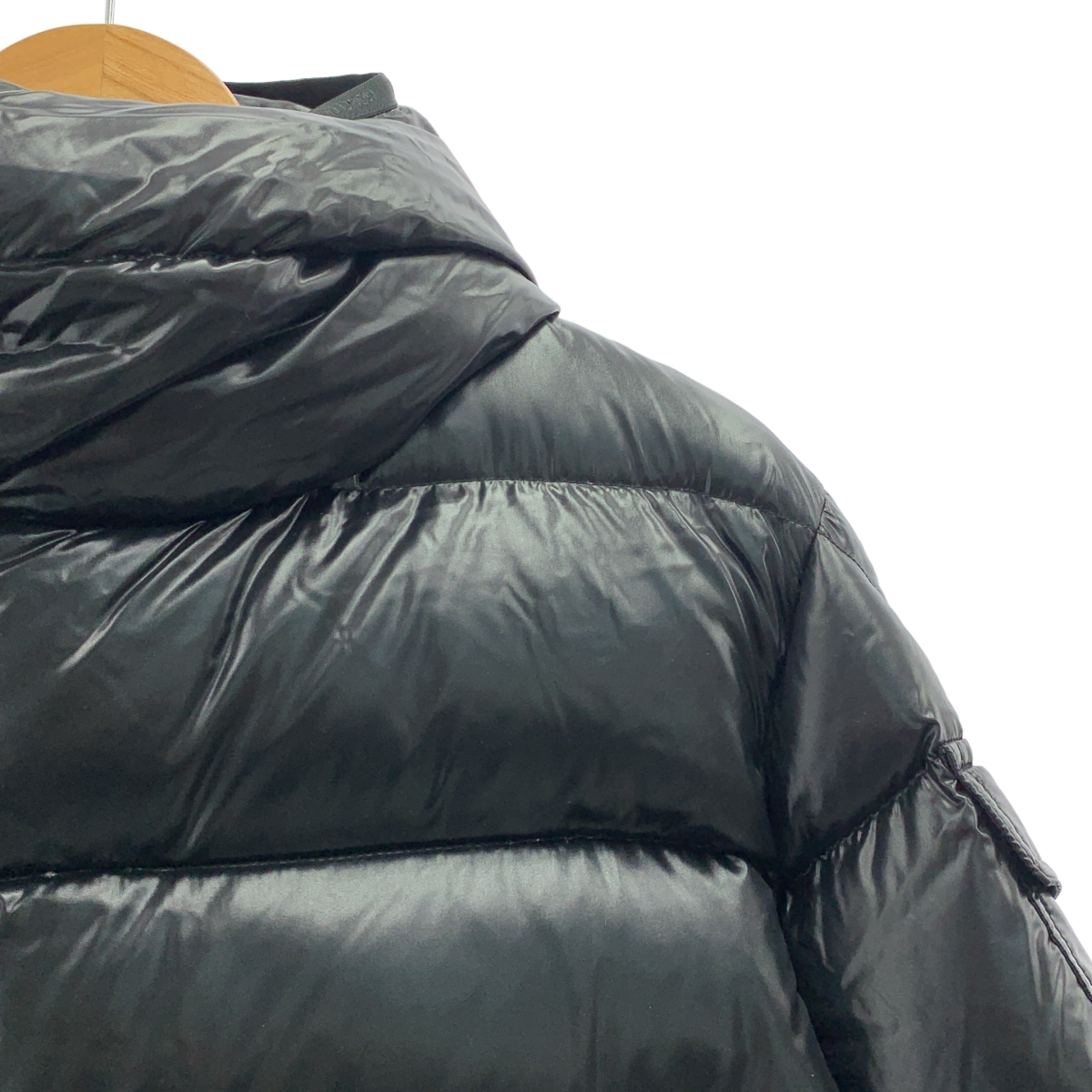 MONCLER / モンクレール NEUVIC GIUBBOTTO ヌヴィック ダウンジャケット