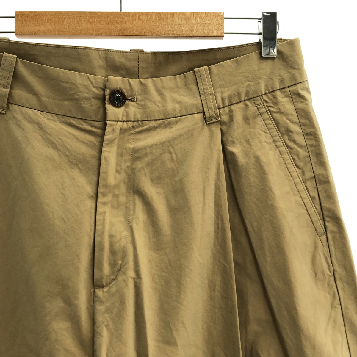 TOMORROWLAND / トゥモローランド コットン シャンブレー 1プリーツ ワイドパンツ