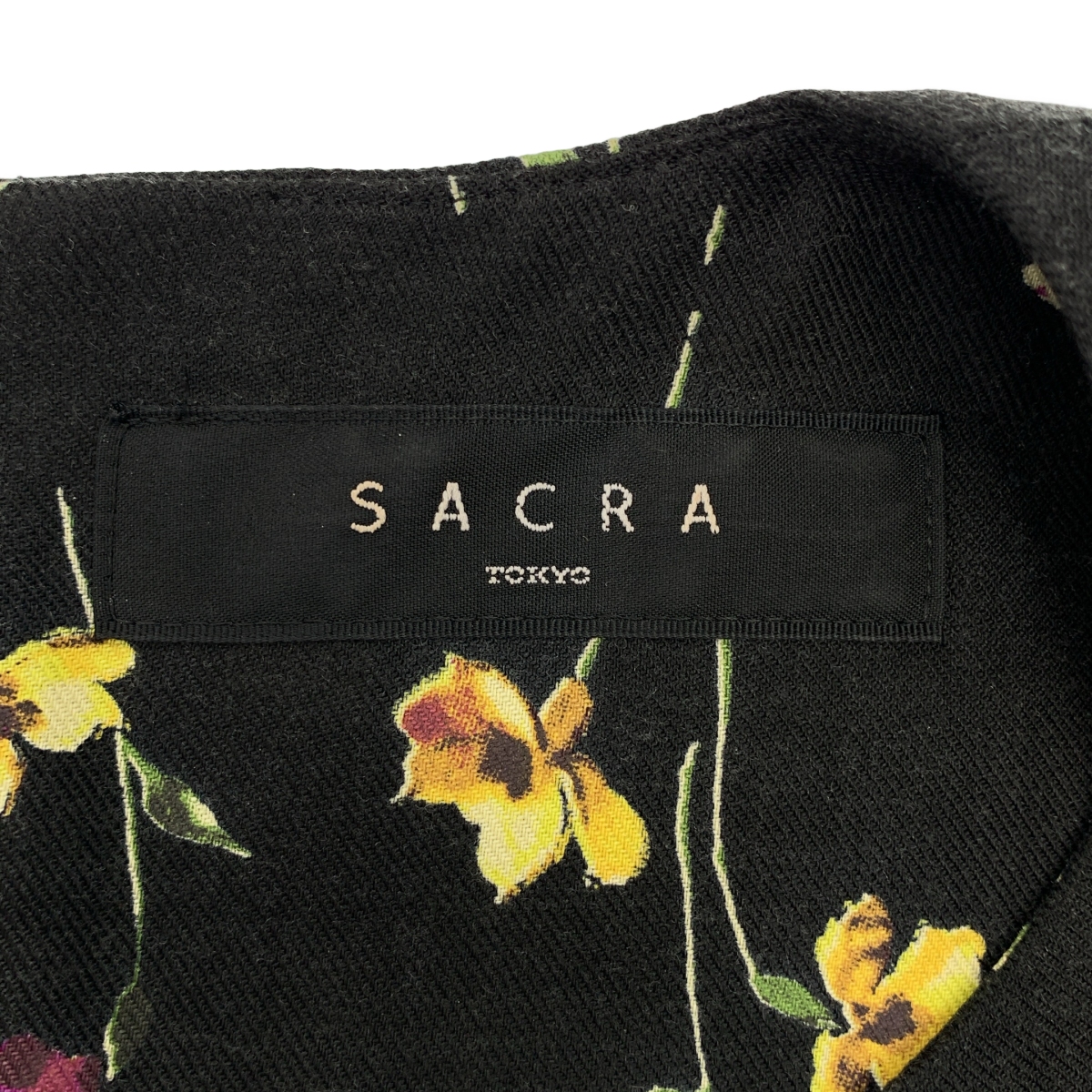 SACRA / サクラ フラワープリント ウエストリボン ノースリーブワンピース