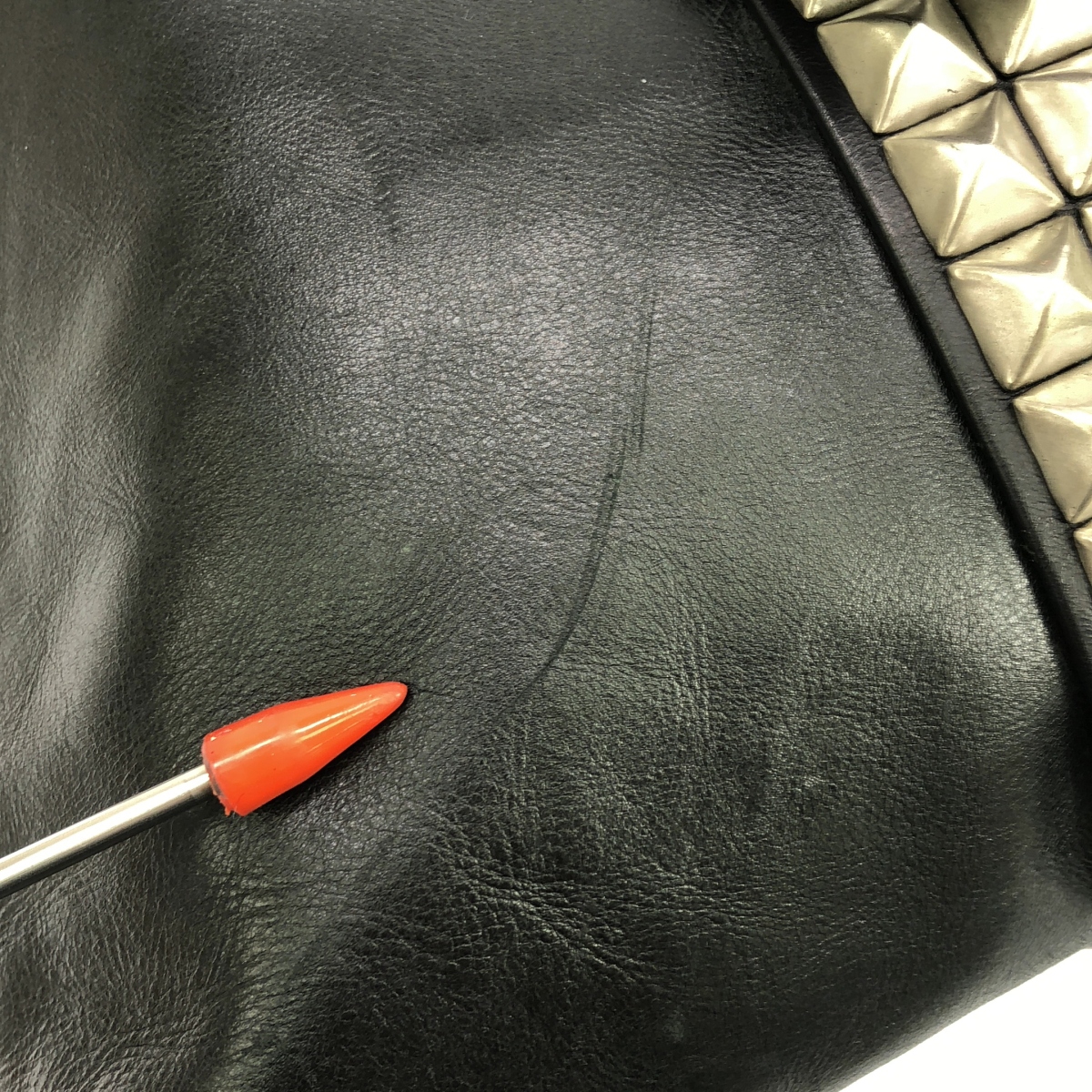 JUNYA WATANABE COMME des GARCONS / ジュンヤワタナベ スタッズ カウレザーバッグ