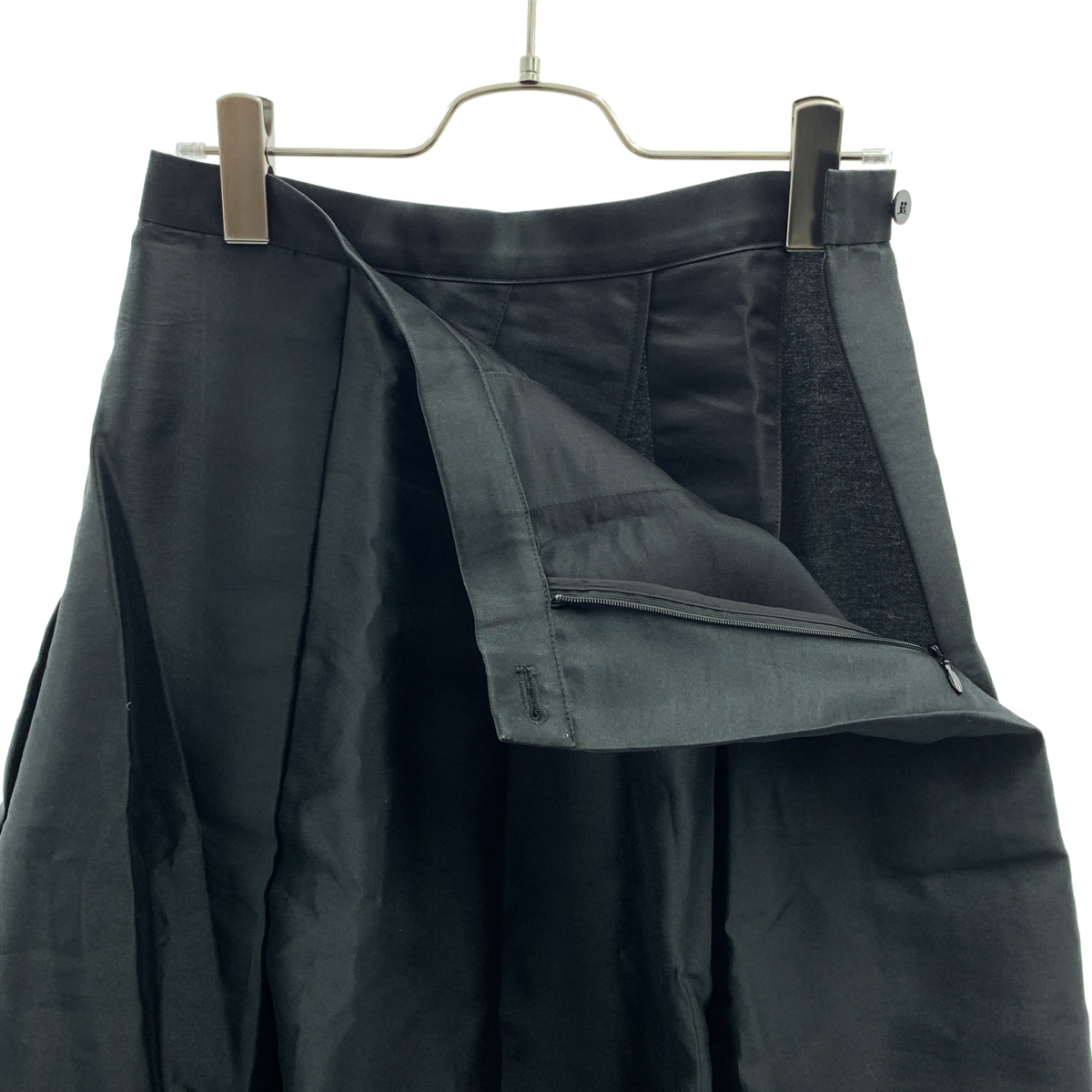 THIRD MAGAZINE / サードマガジン シルク混 タック ボリュームスカート