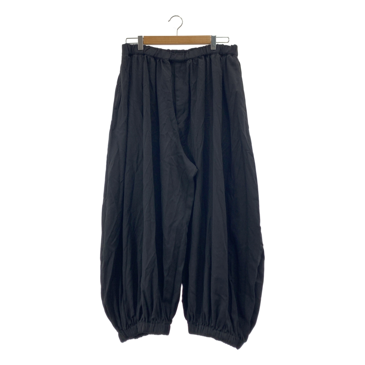 BLACK COMME des GARCONS