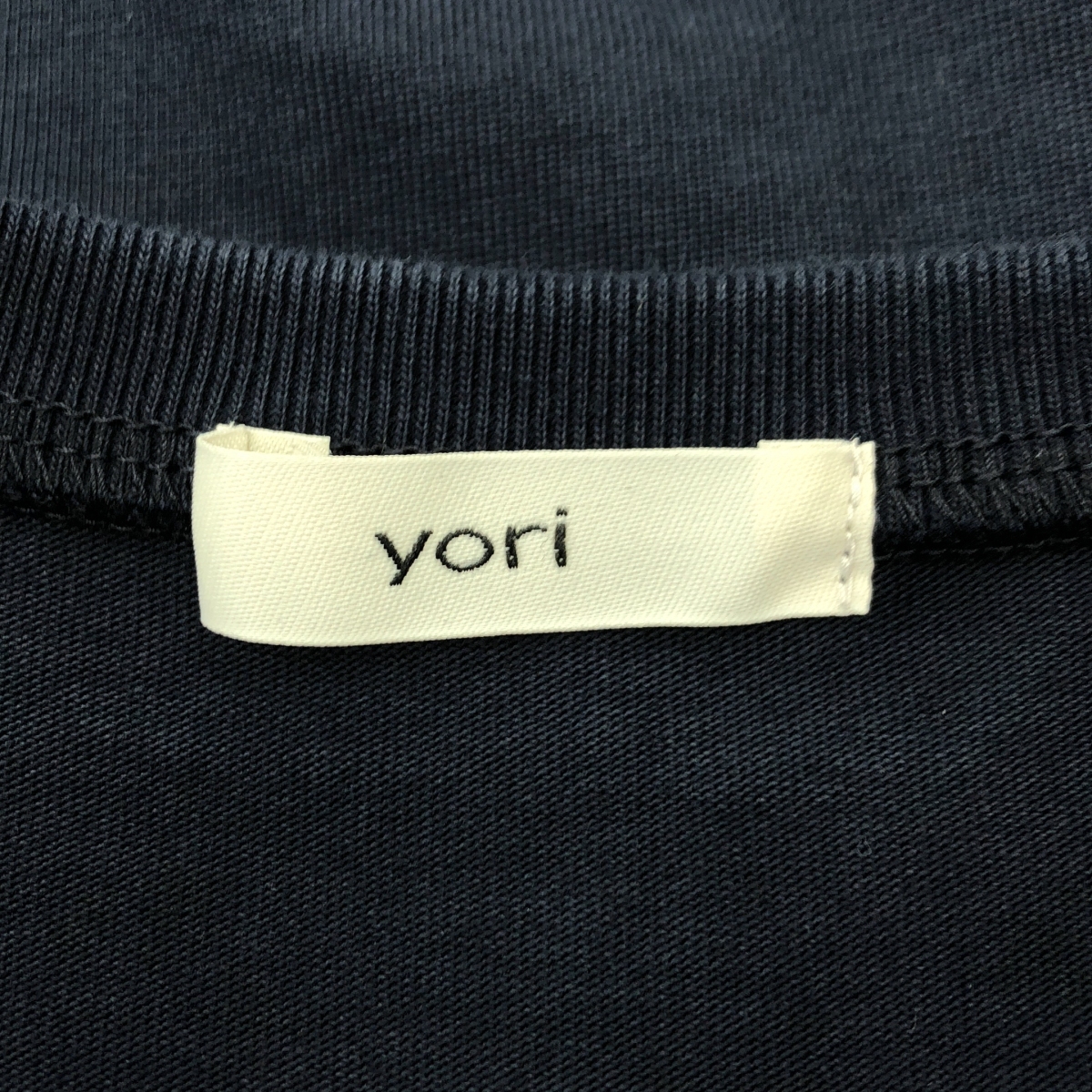 yori / ヨリ ボリューム パフスリーブ カットソー
