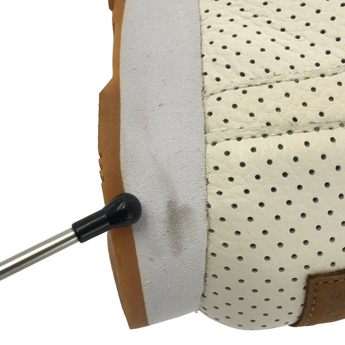 その他 にゅ〜ず MOM / パンチングレザー ロゴ スニーカー