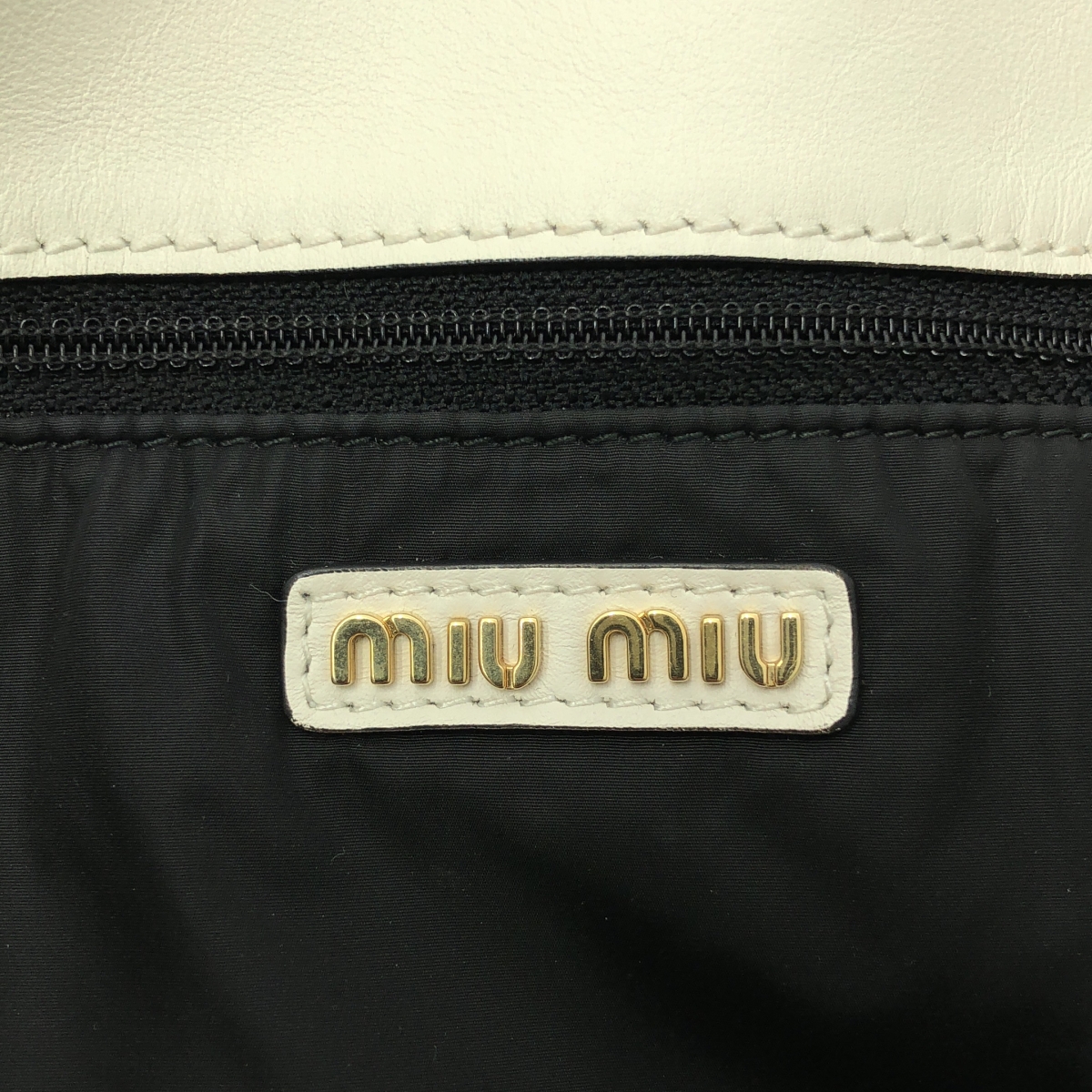 miu miu / ミュウミュウ Leather Hobo Bag レザー ホーボーバッグ