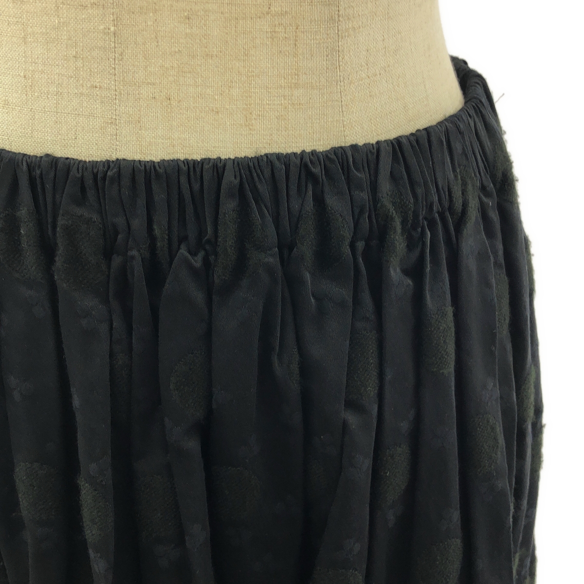 tricot COMME des GARCONS / トリココムデギャルソン ドット ギャザー フリルドッキング ロングスカート