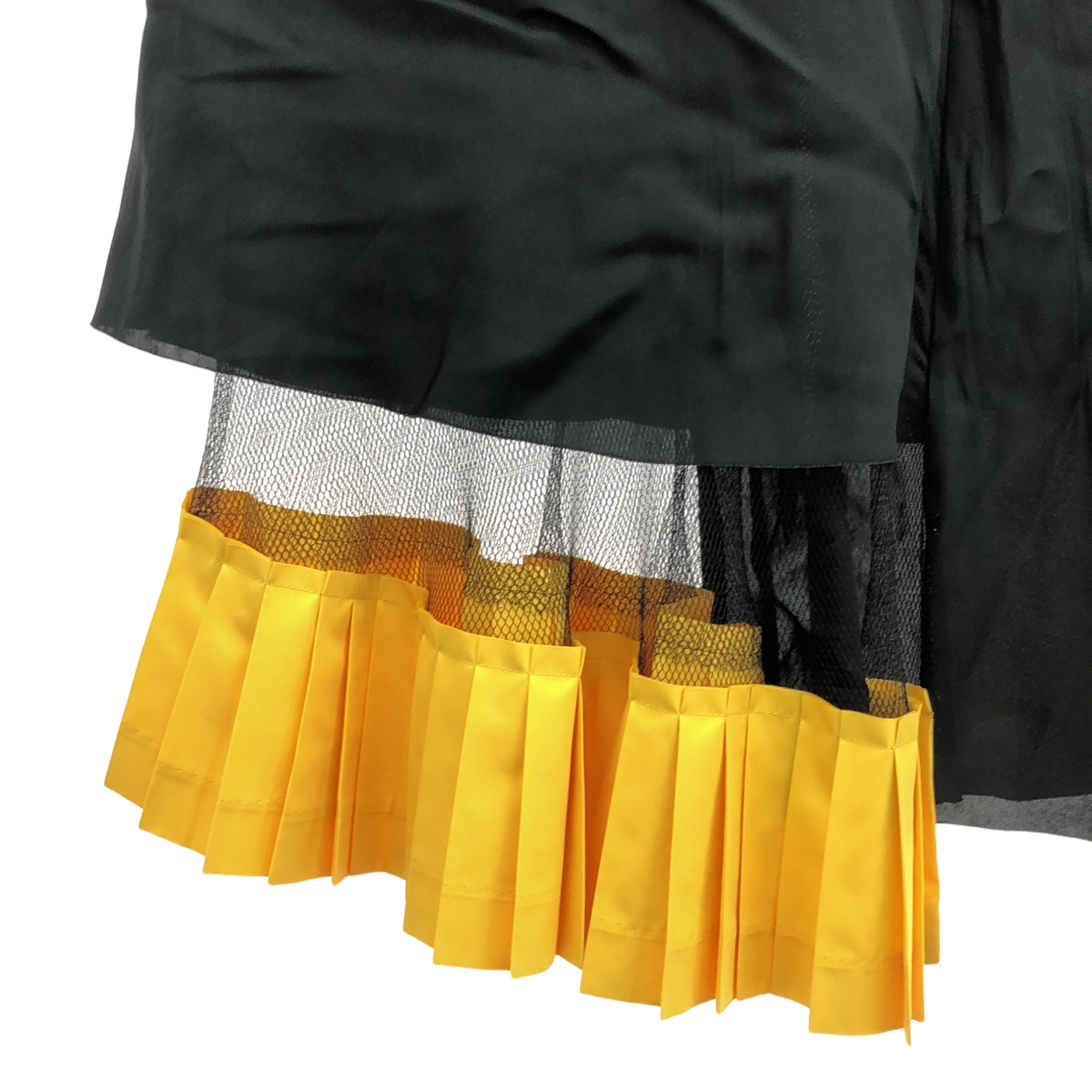 TOGA / トーガ レイヤード メッシュ プリーツ ロングスカート