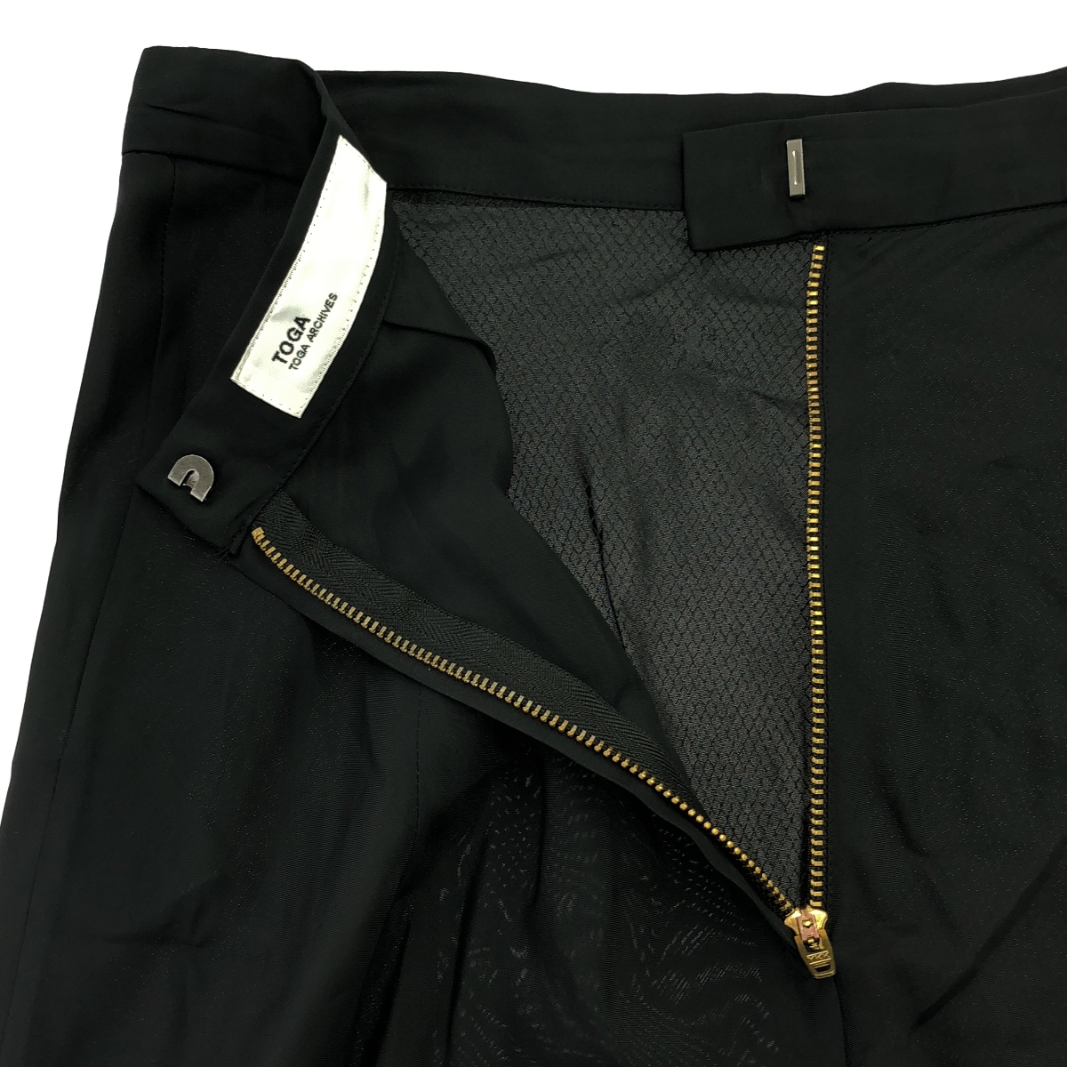 TOGA / トーガ レイヤード メッシュ プリーツ ロングスカート