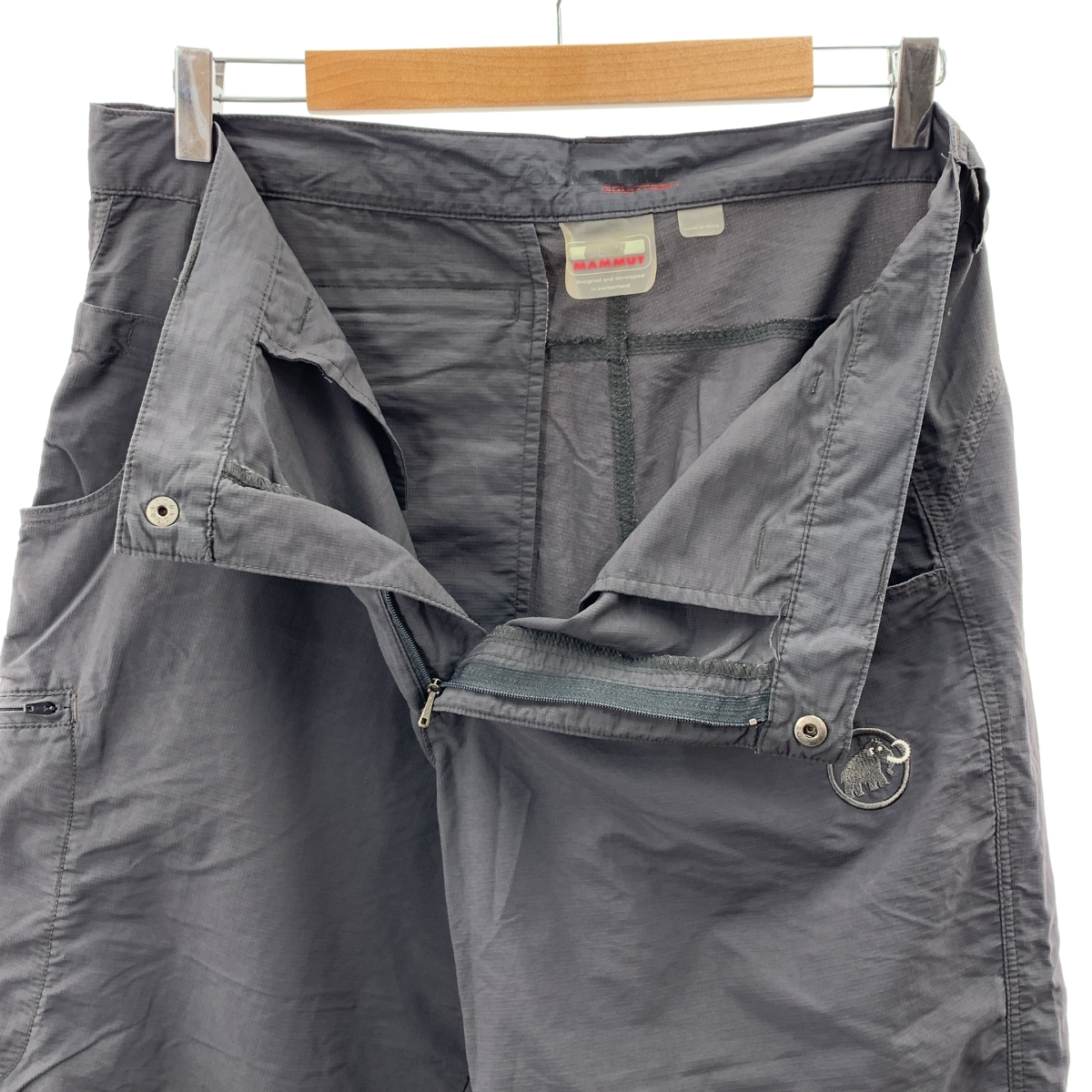 MAMMUT / マムート ロゴ ワイド ショートパンツ ショーツ