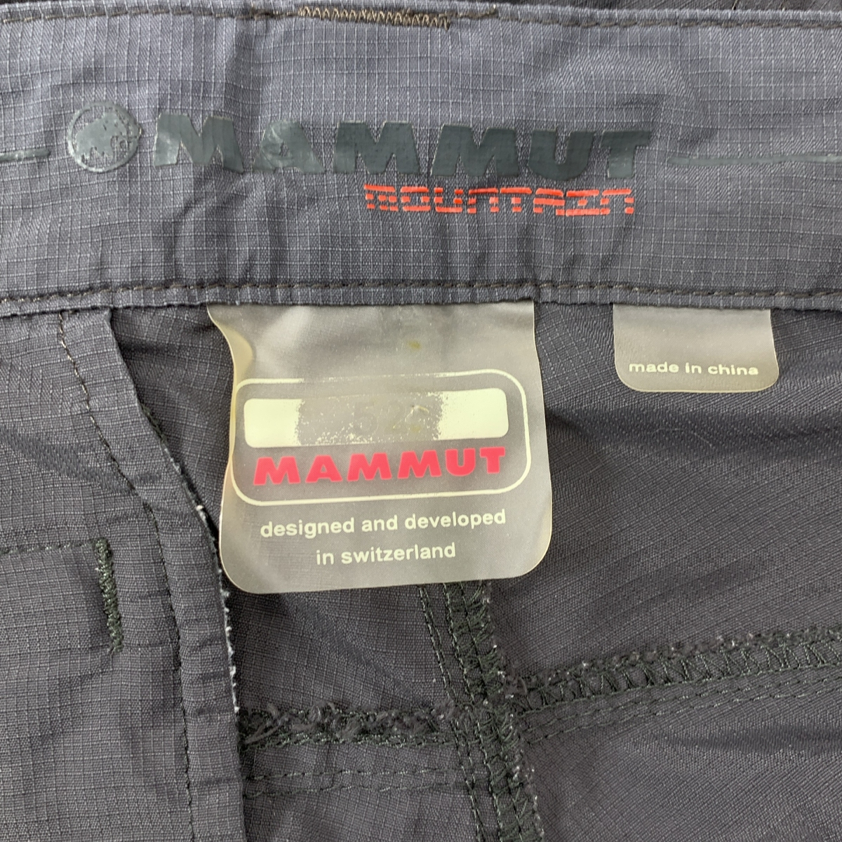 MAMMUT / マムート ロゴ ワイド ショートパンツ ショーツ