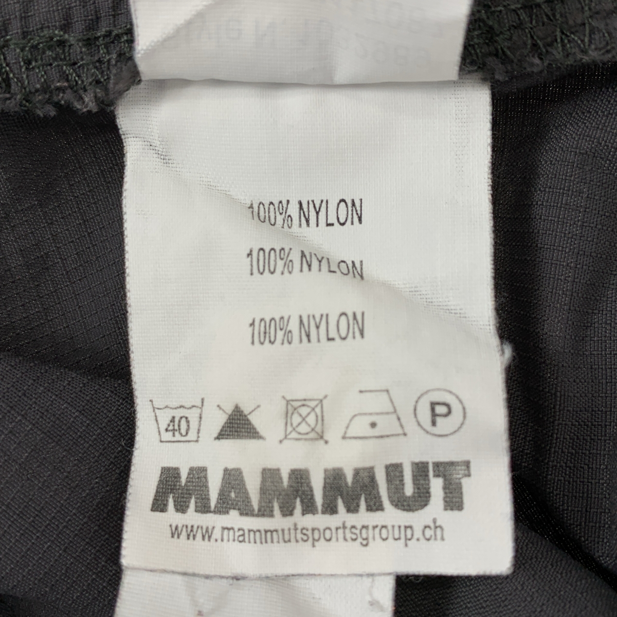 MAMMUT / マムート ロゴ ワイド ショートパンツ ショーツ