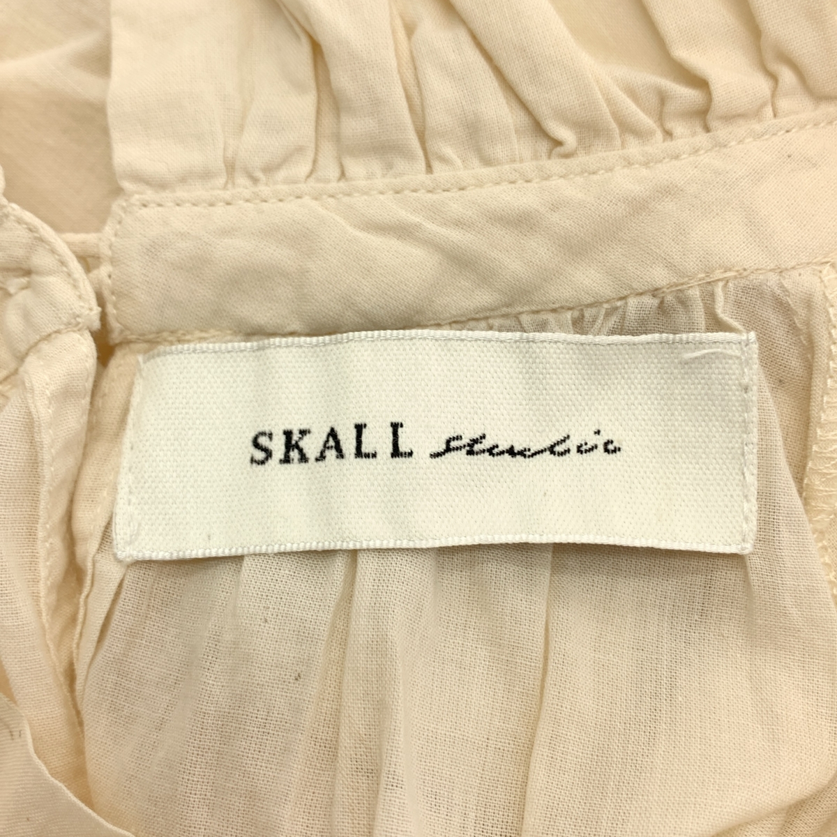 SKALL STUDIO / スカルスタジオ オーガニックコットン フリルギャザー ブラウス