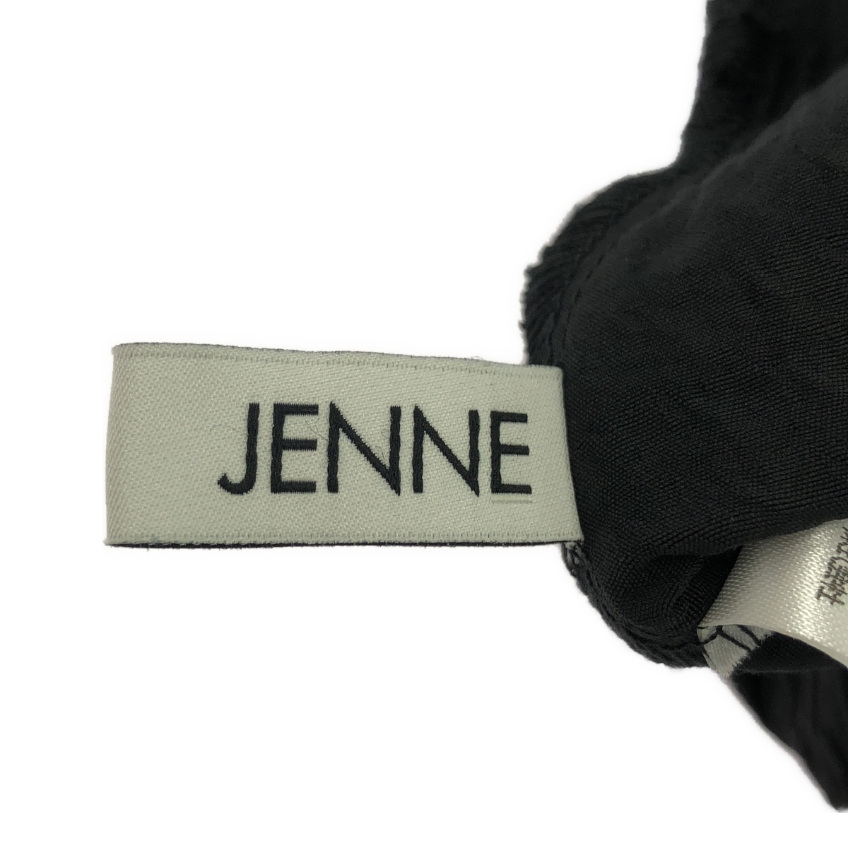 JENNE / ジェンヌ 2WAYオフショルパフギャザーブラウス