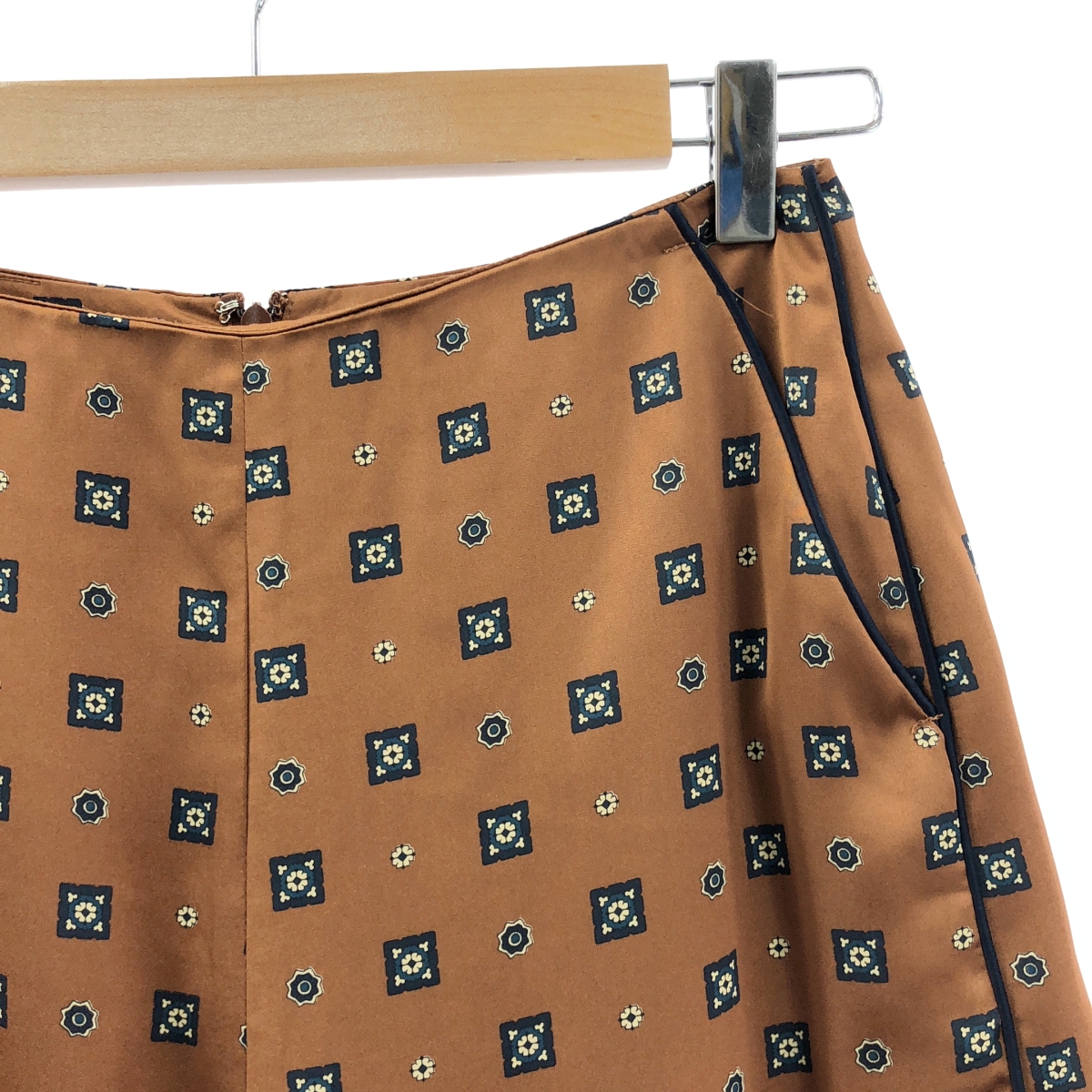 その他 小紋柄 サテン ワイドパンツ