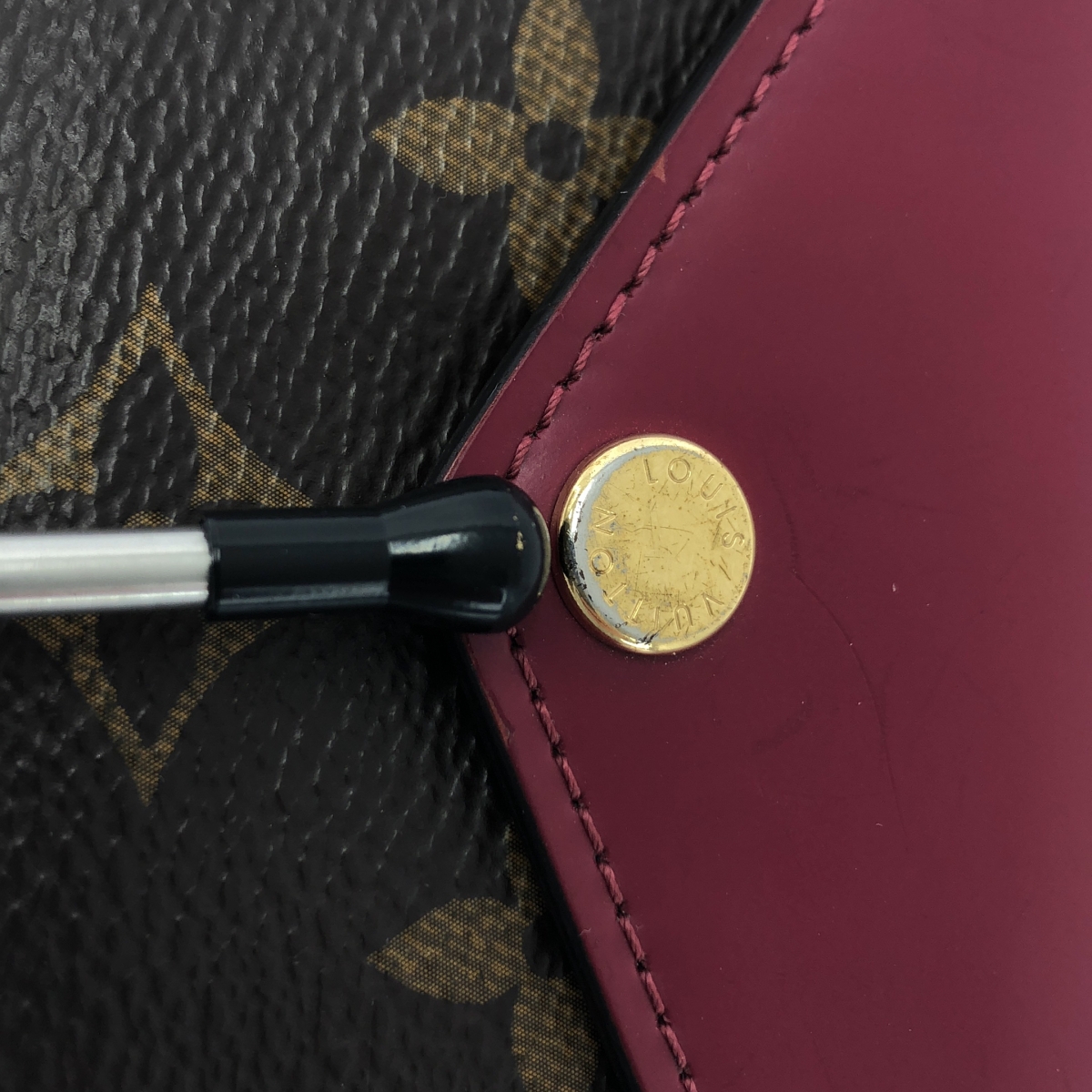 Louis Vuitton / ルイヴィトン M62932 / モノグラム ポルトフォイユ・ゾエ / レザー コンパクトウォレット 財布