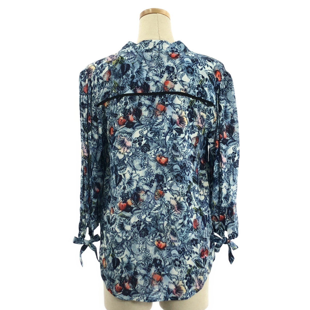 その他 総柄 ボウタイリボン ブラウス