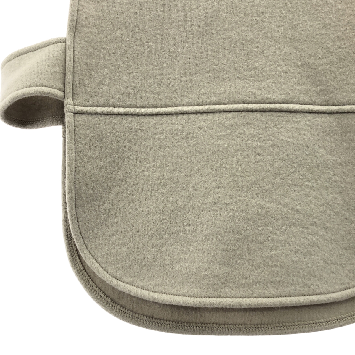 TAN / タン ウール ハイネック ベスト