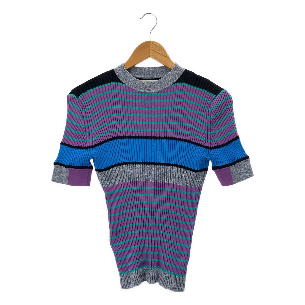 AKANE UTSUNOMIYA / アカネウツノミヤ