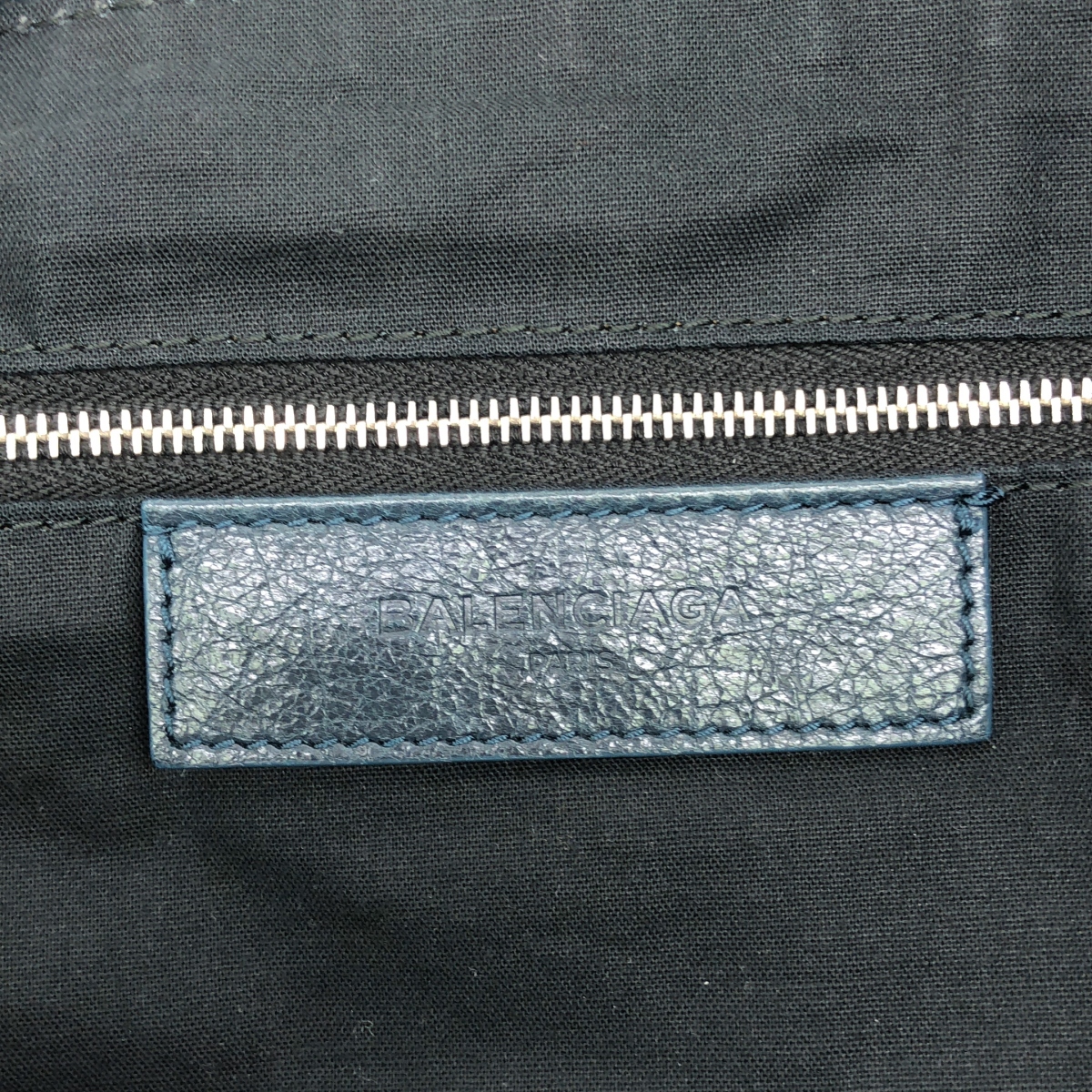 BALENCIAGA / バレンシアガ クラシック デイ ショルダーバッグ レザー ユニセックス