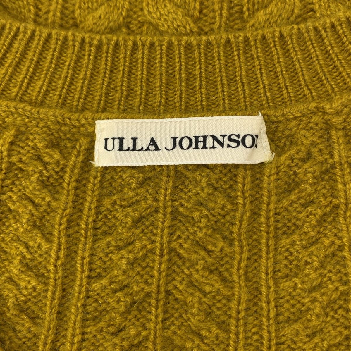 ULLA JOHNSON / ウラジョンソン レースアップスリーブ Vネック ウール ケーブルニット