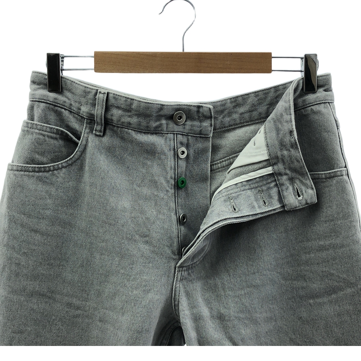 BOTTEGA VENETA / ボッテガヴェネタ light grey washed denim jeans  / ウォッシュデニム ストレート デニムパンツ