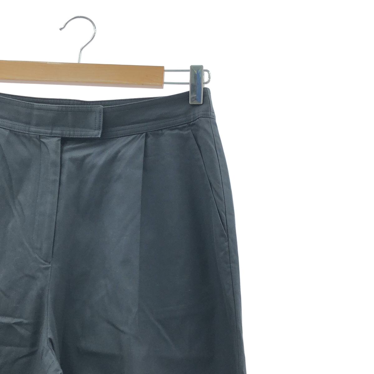 TOMORROWLAND collection / トゥモローランドコレクション コットンギャバジン タックワイドパンツ