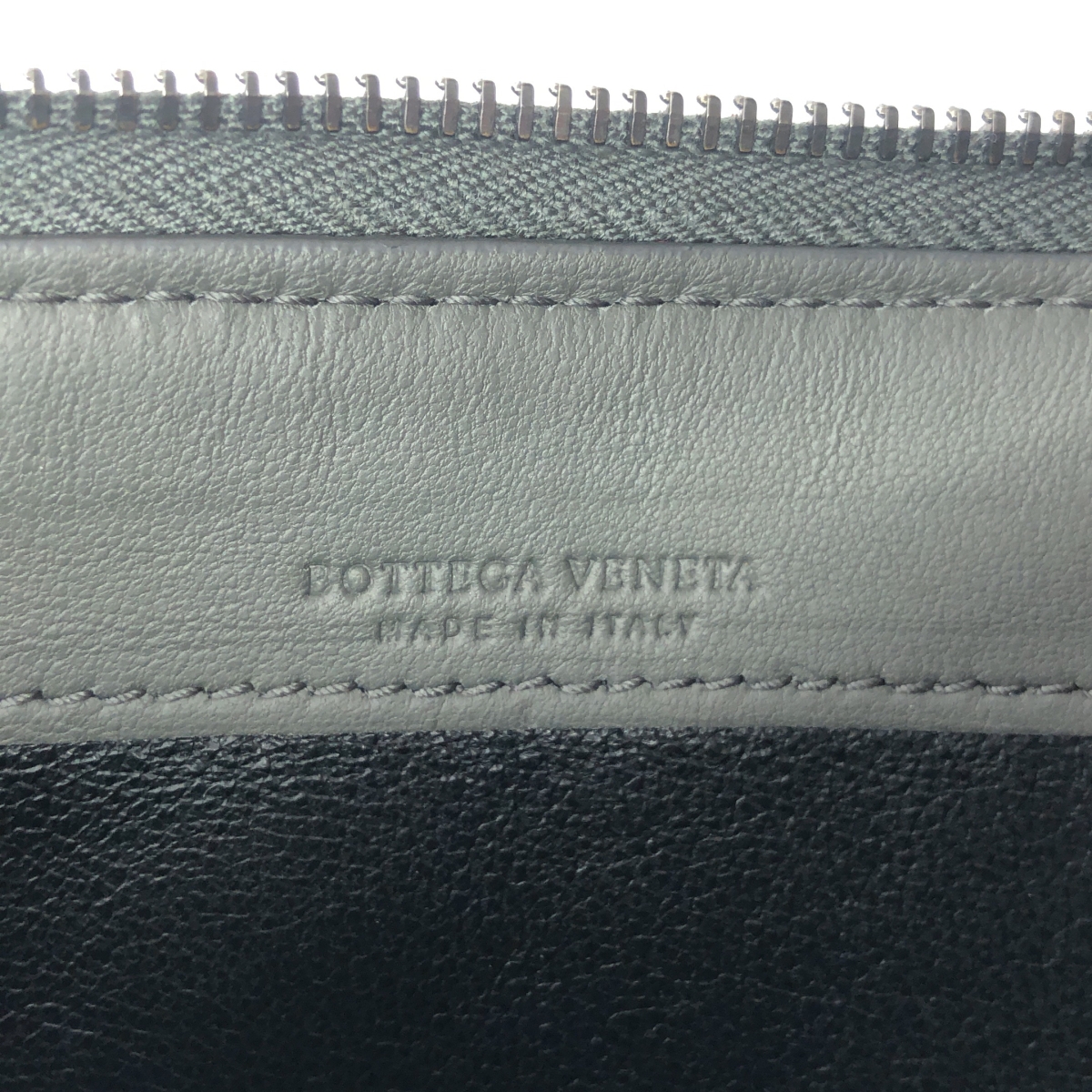 BOTTEGA VENETA / ボッテガヴェネタ イントレチャート Lジップ ウォレット 長財布