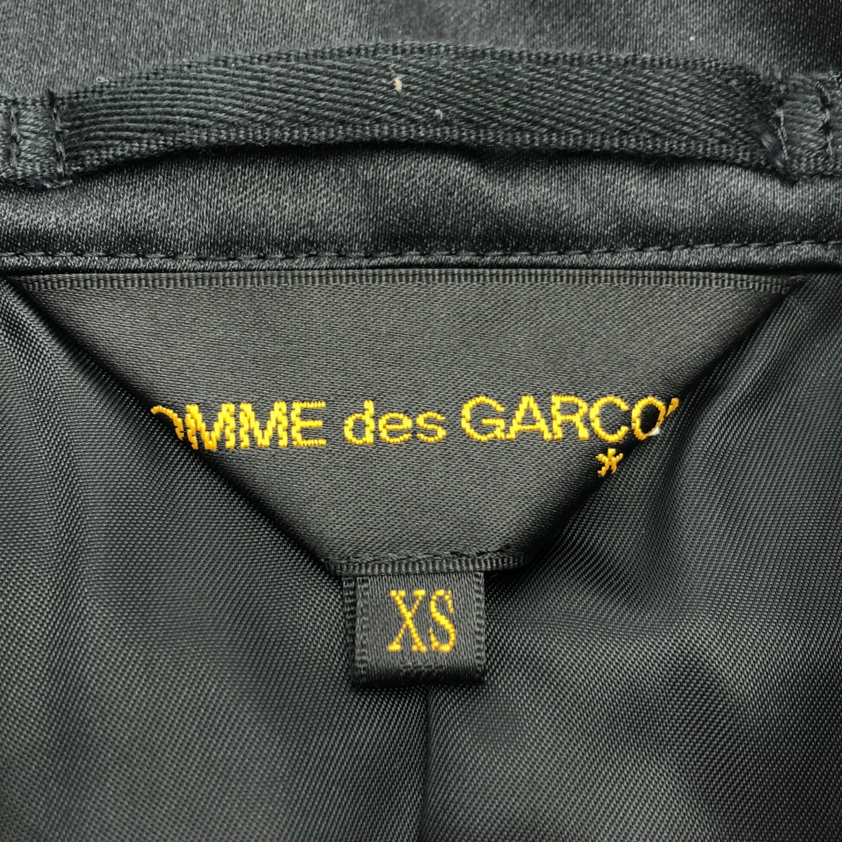 COMME des GARCONS / コムデギャルソン サイドオープン ポリエステル サテン テーラードジャケット