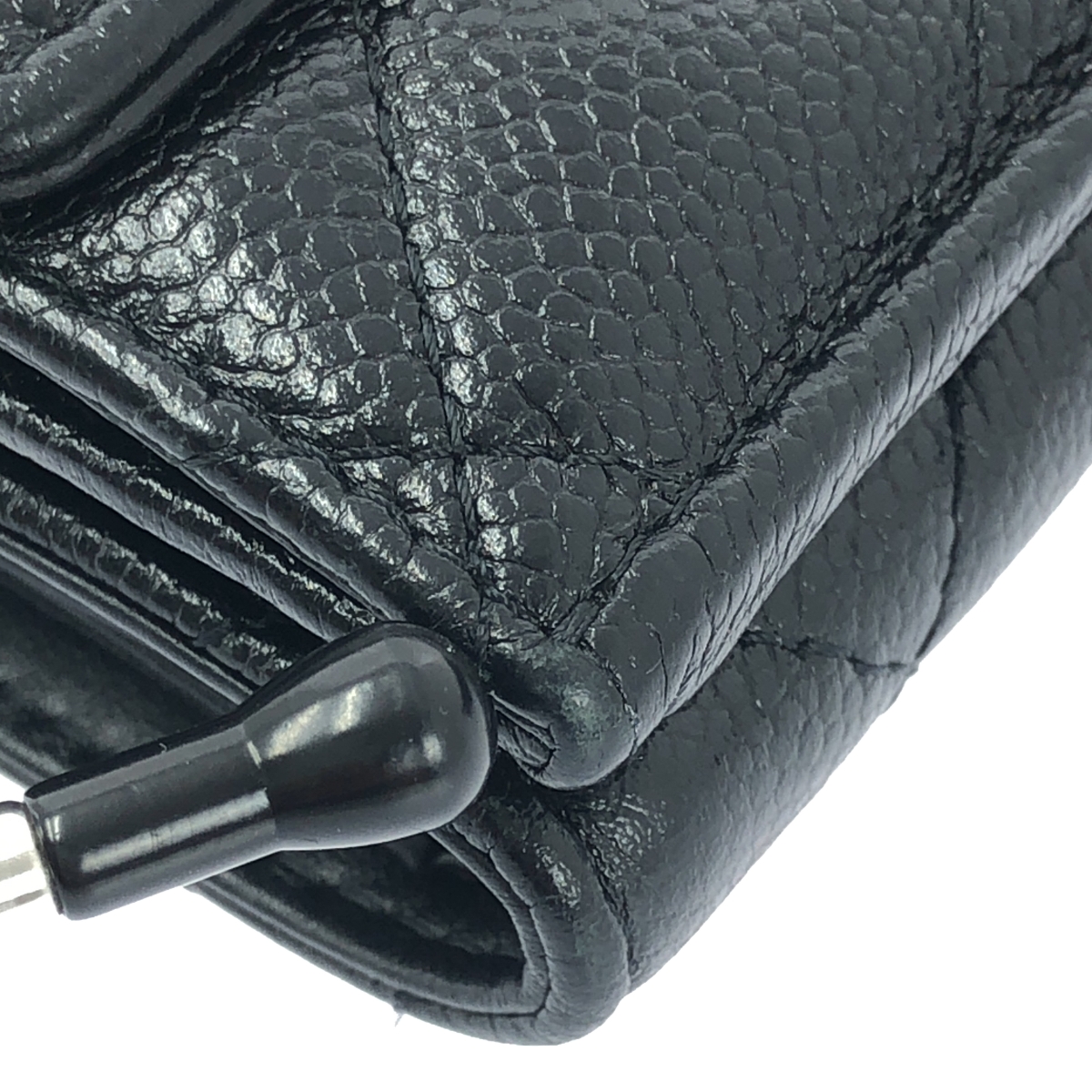 CHANEL / シャネル マトラッセ ココマーク キャビアスキン コンパクトウォレット 3つ折り財布