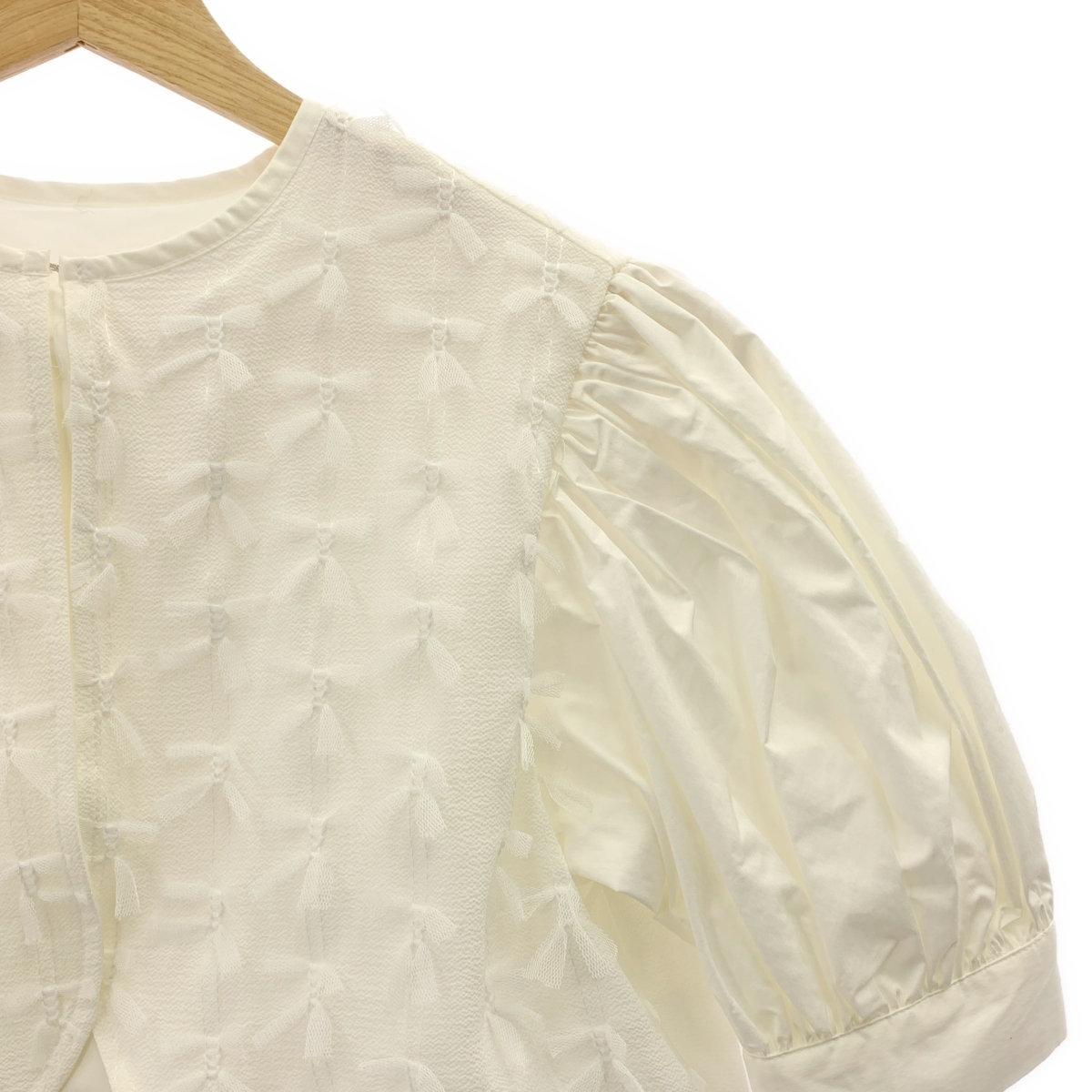 その他 2way center tulle shirt / レース装飾ギャザースリーブ シャツ ブラウス