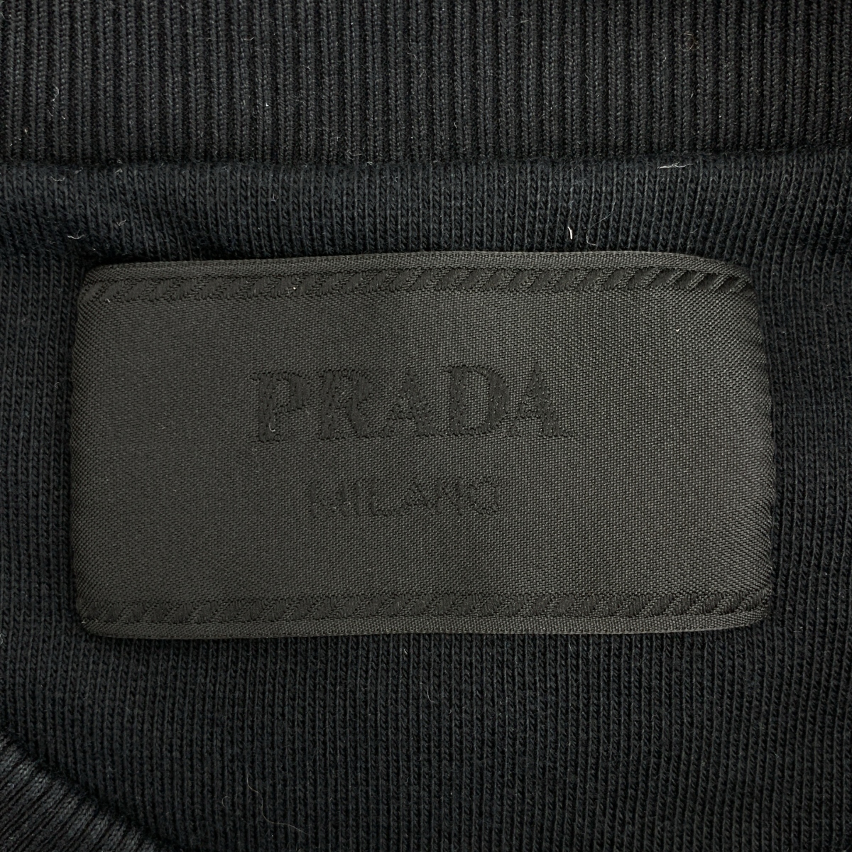 PRADA / プラダ フラワーパッチ クルーネックスウェット