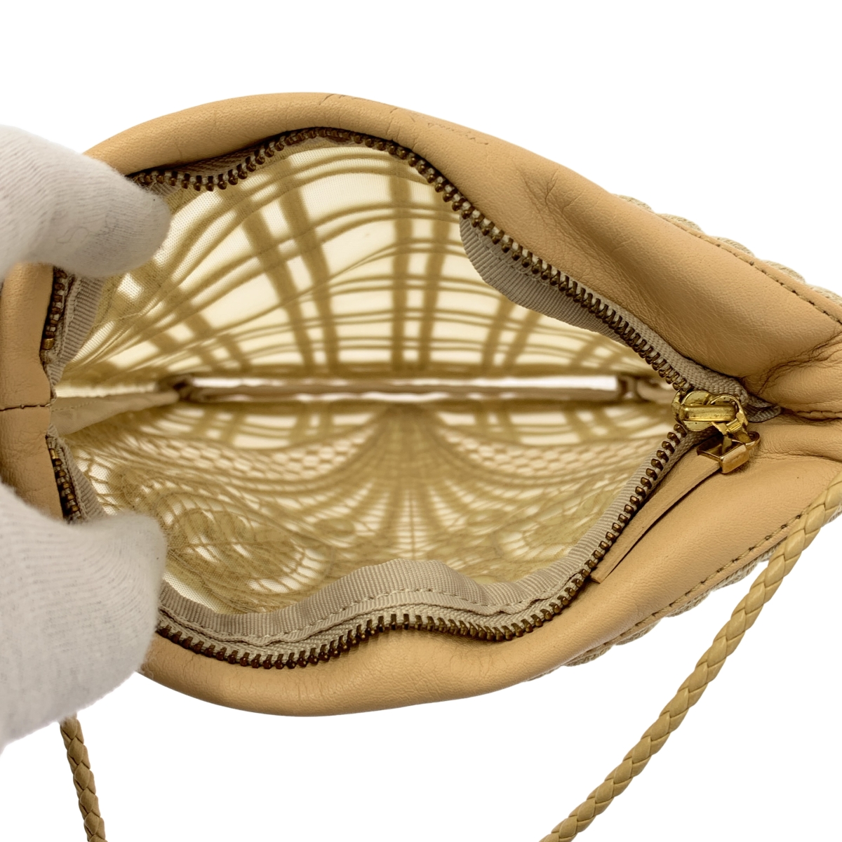 Mame Kurogouchi / マメクロゴウチ Cording Embroidery Pouch With Leather Strap / ロゴ ショルダー バッグ