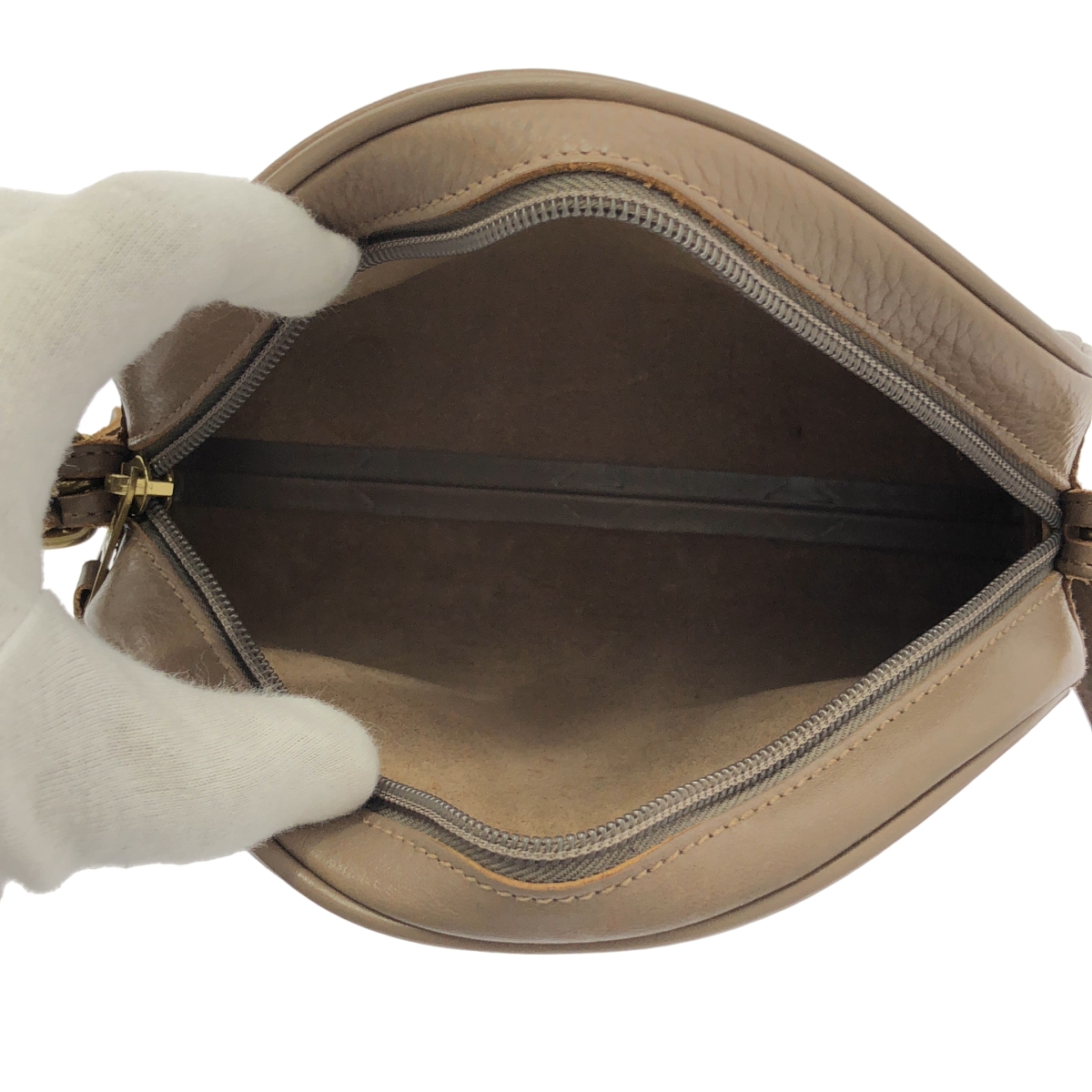 IL BISONTE / イルビゾンテ レザー スター型押し ショルダーバッグ