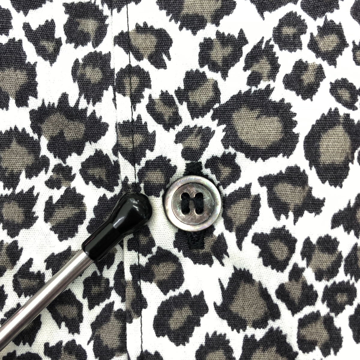 COMME des GARCONS HOMME PLUS / コムデギャルソンオムプリュス レオパード 装飾 スパンコール レギュラーカラーシャツ