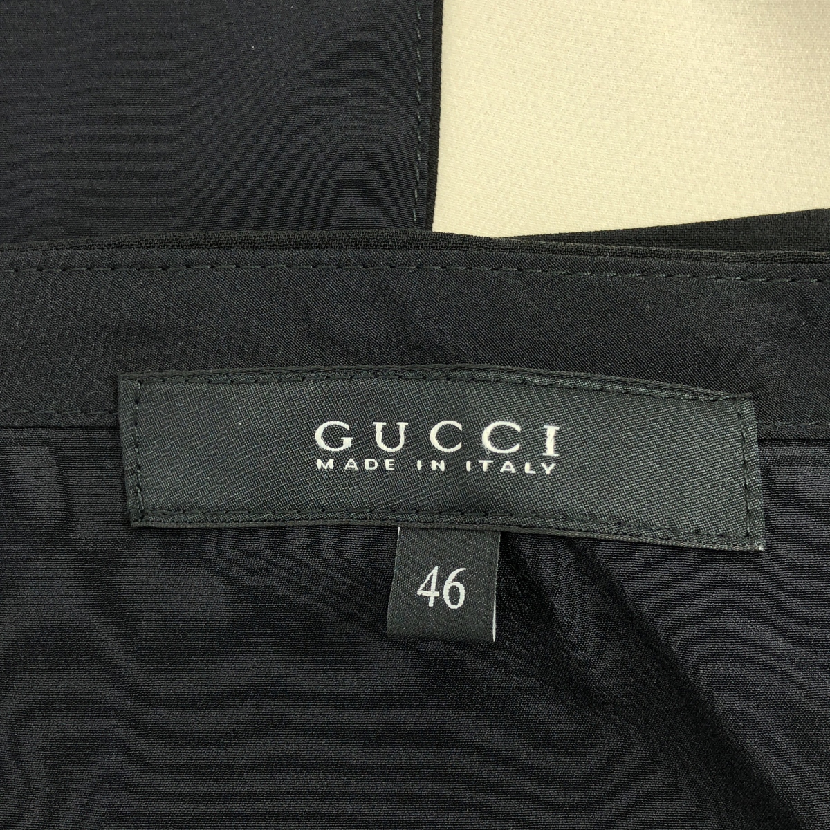 GUCCI / グッチ silk 100％ / シルク ロゴバックジップ ラップスカート / 総裏地