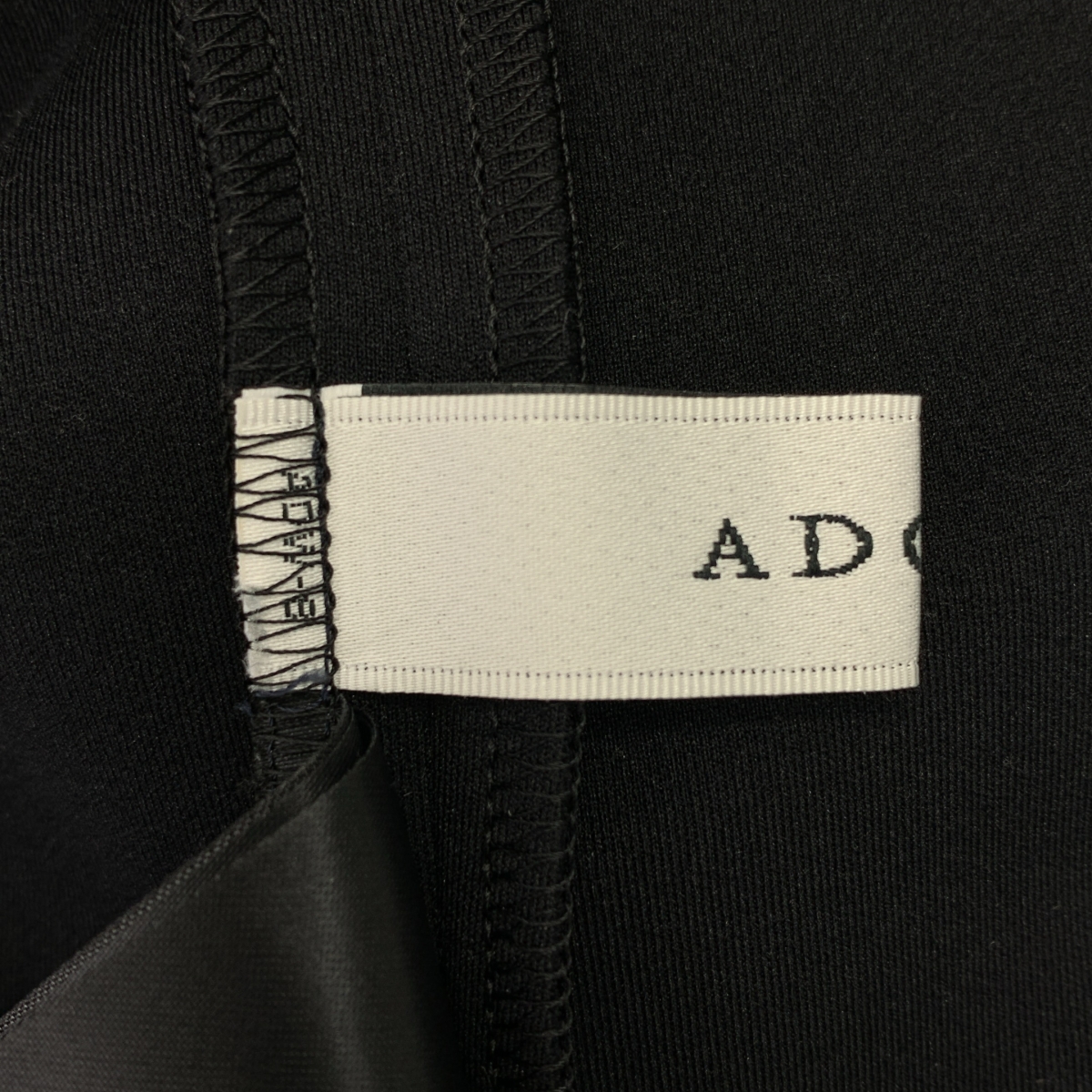 ADORE / アドーア ストレッチダンボールカットソー