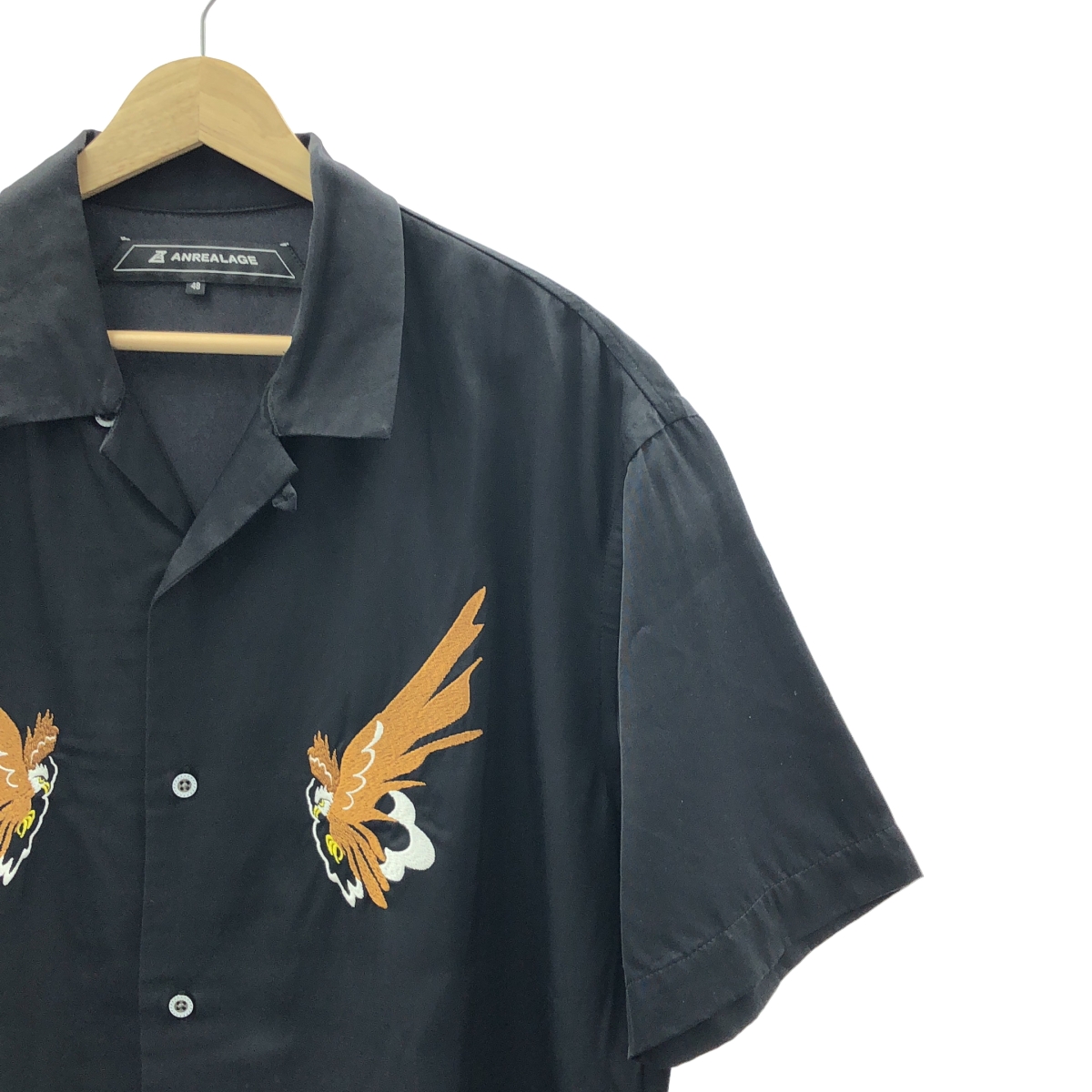 ANREALAGE / アンリアレイジ イーグル刺しゅう レーヨンコットン オープンカラーシャツ