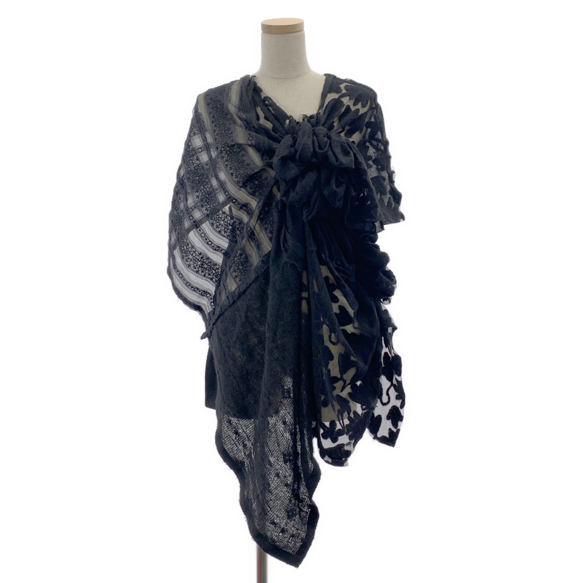 tao COMME des GARCONS