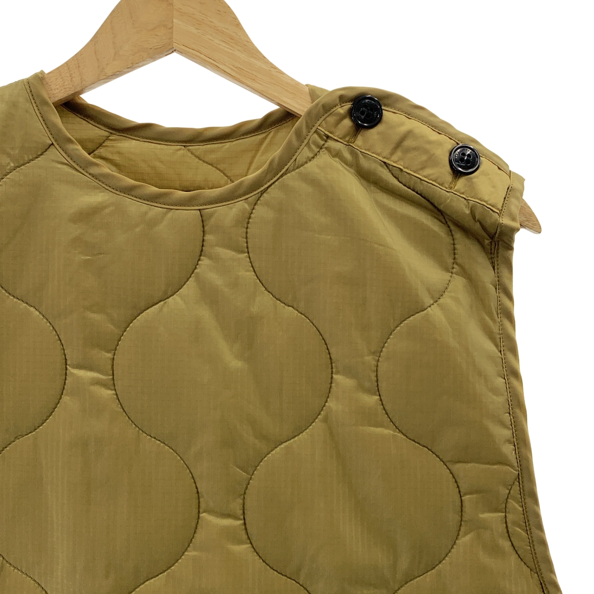 HYKE / ハイク QUILTED VEST キルティングベスト